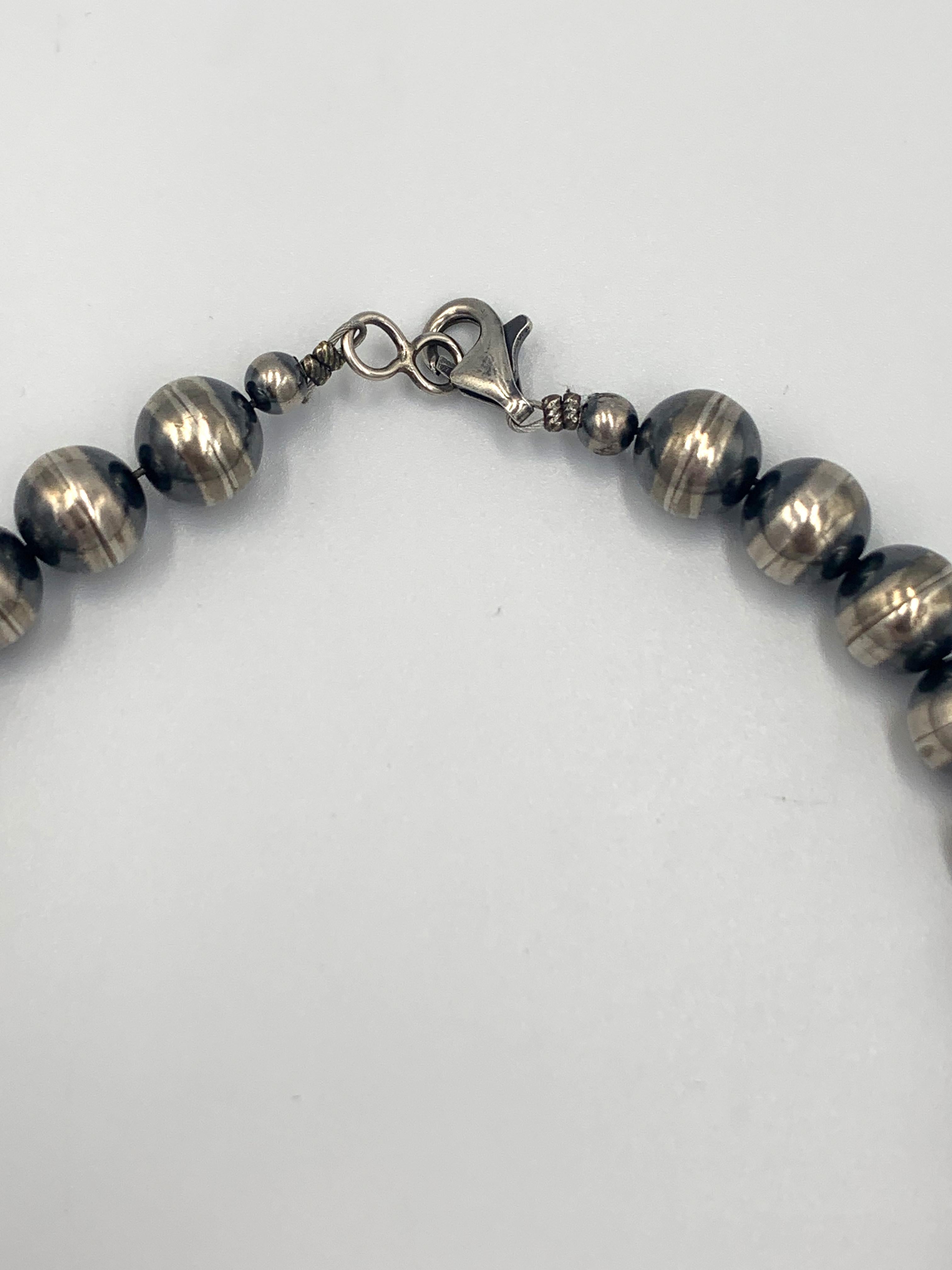 King’s Manassa Turquoise Silver Pendant with a 20.5” Navajo Pearl Necklace For Sale 4