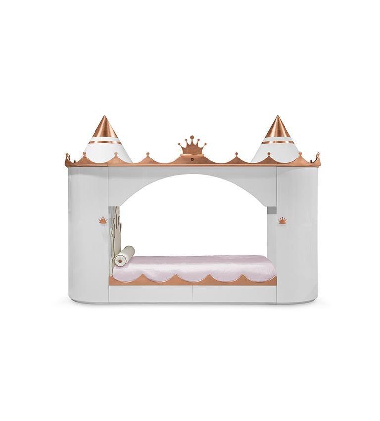 Contemporary Kings & Queens Castle Kids Bed in with Gold Details by Circu Magical Furniture For Sale