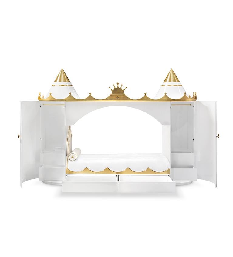 queen castle bed