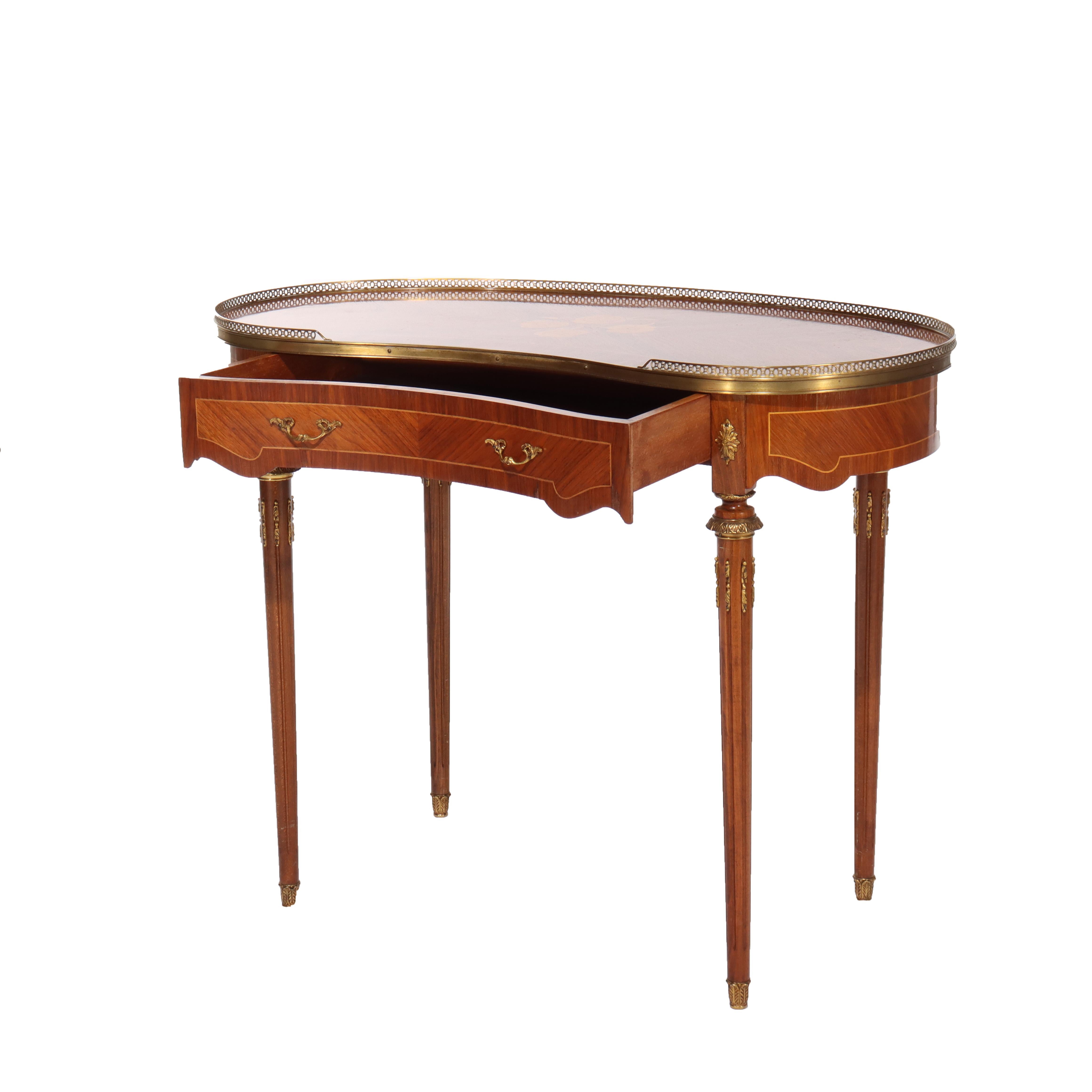 Kingwood, Satinwood & Ormolu Single-Drawer Kidney Shaped Lady’s Writing Desk in vendita 1