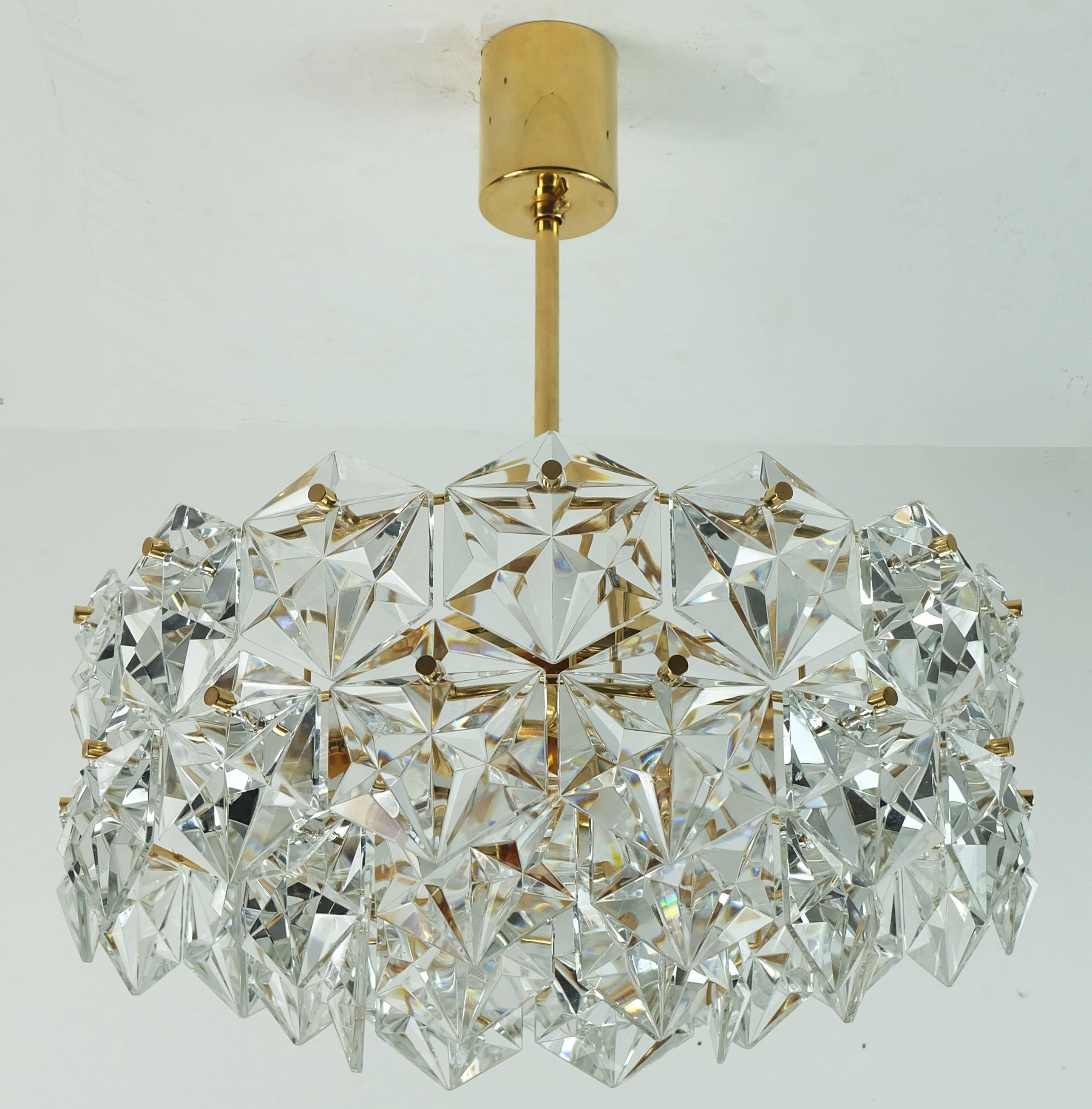kinkeldey CHANDELIER Prismen aus Kristallglas und vergoldetem Metall 60er Jahre (Deutsch) im Angebot