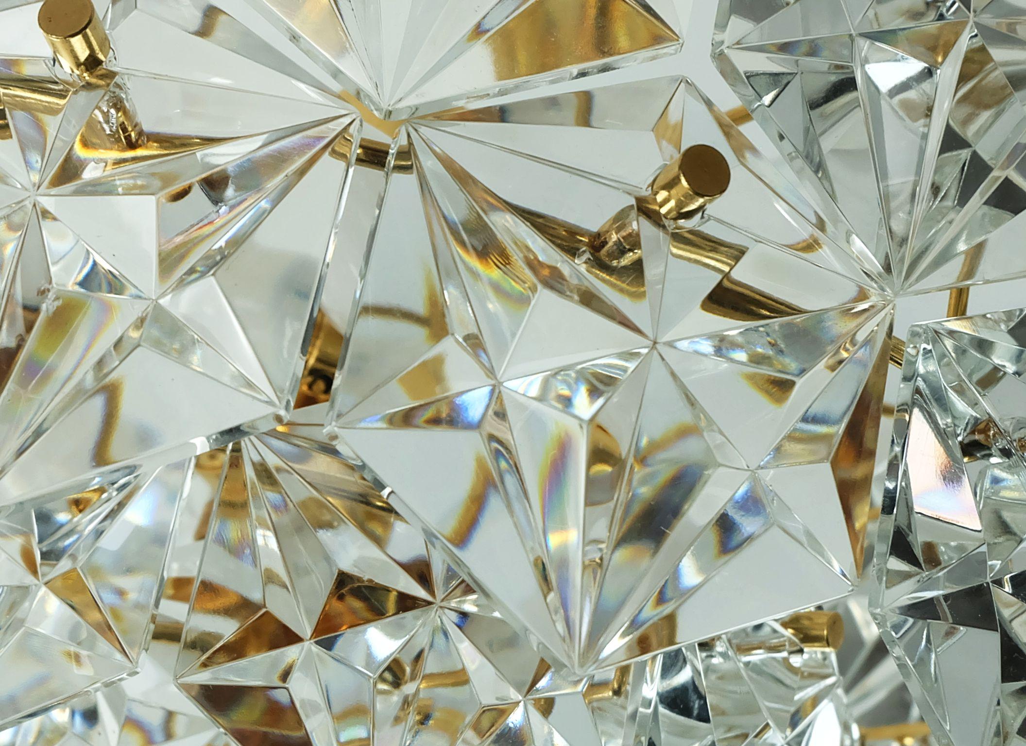 kinkeldey CHANDELIER Prismen aus Kristallglas und vergoldetem Metall 60er Jahre im Angebot 1