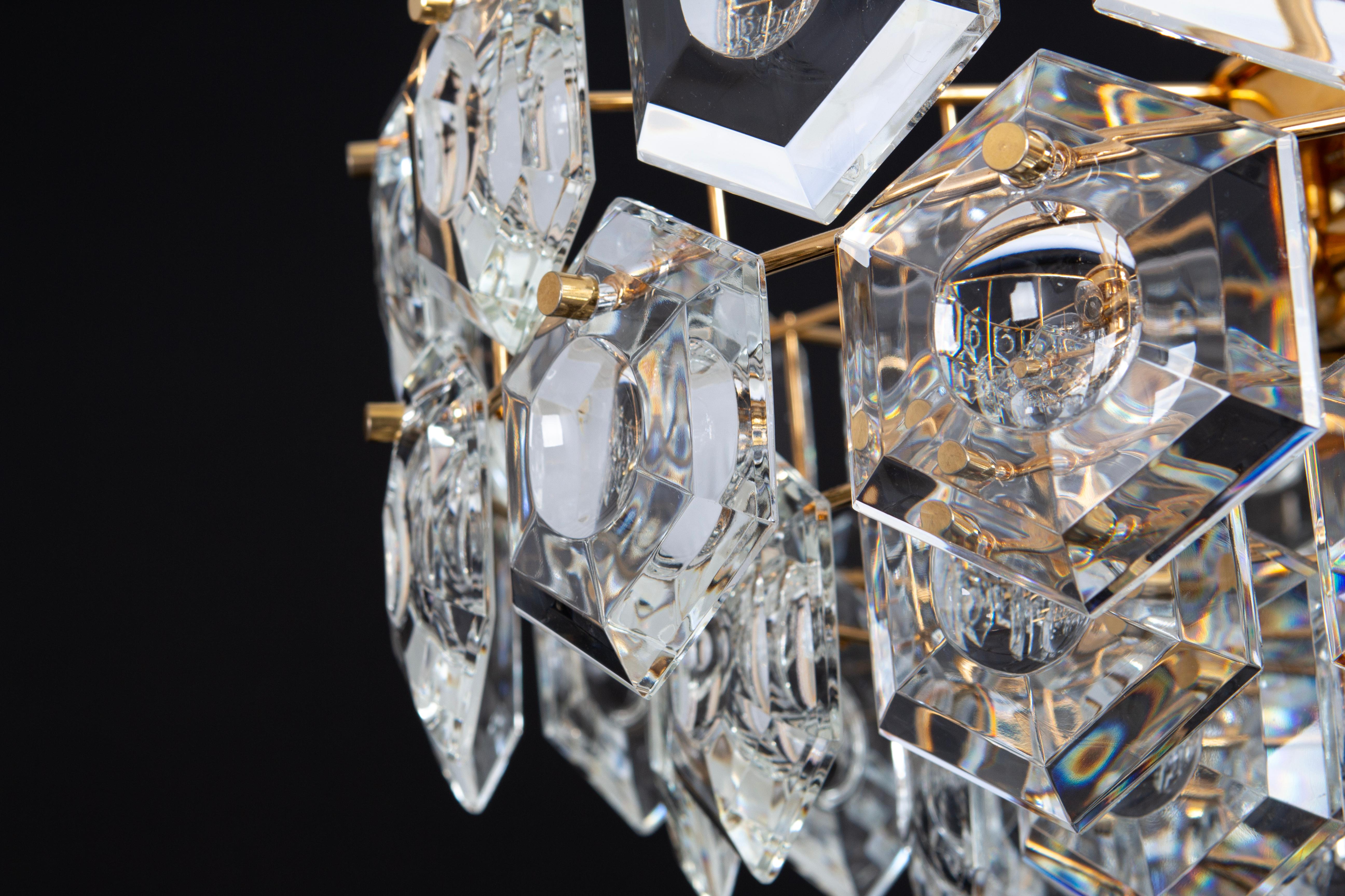 Kinkeldey Chandelier Gilt Brass and Crystal Glass, Germany, 1970s For Sale 5