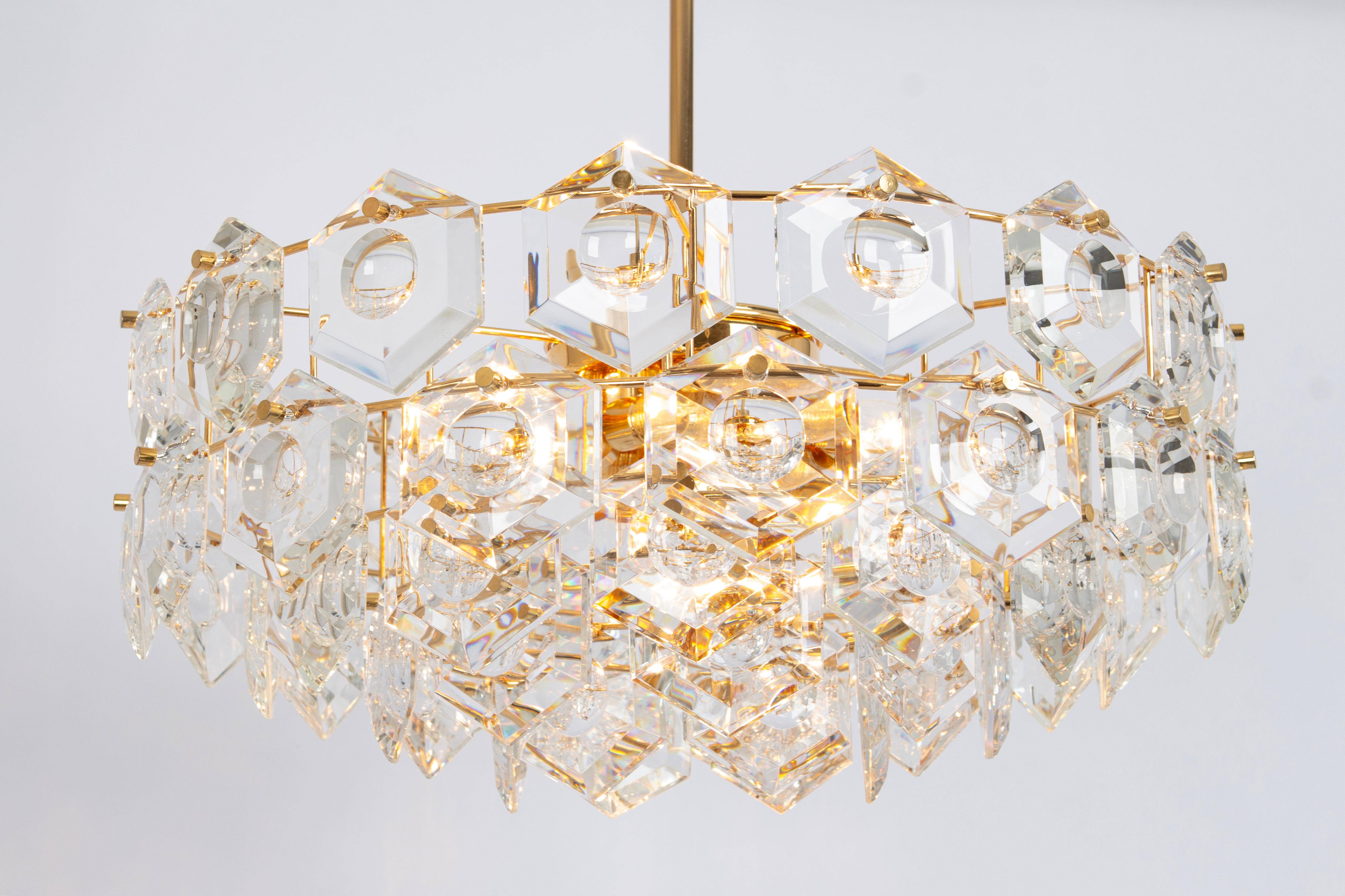 Kinkeldey Chandelier Gilt Brass and Crystal Glass, Germany, 1970s For Sale 3