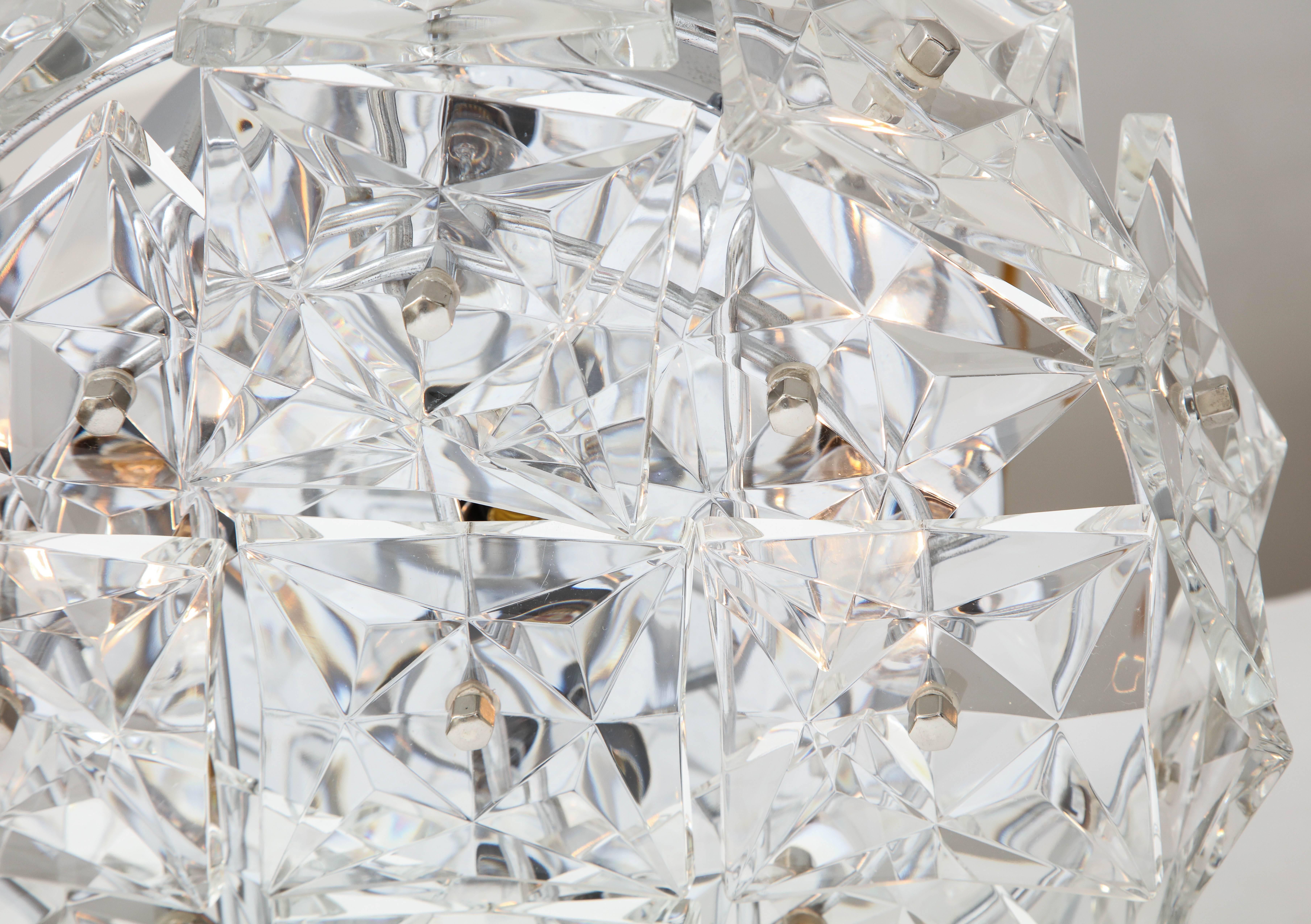 20ième siècle Kinkeldey Crystal Prism Flush Mount (Monture encastrée) en vente