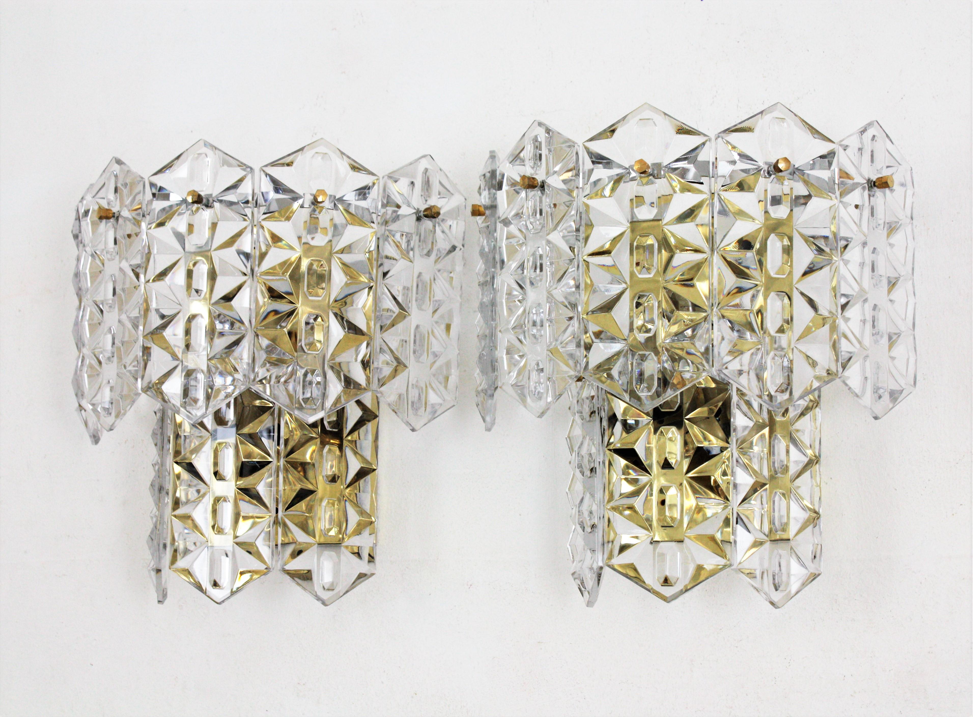 Pair of Kinkeldey Wall Sconces in Faceted Crystal and Brass In Good Condition For Sale In Barcelona, ES
