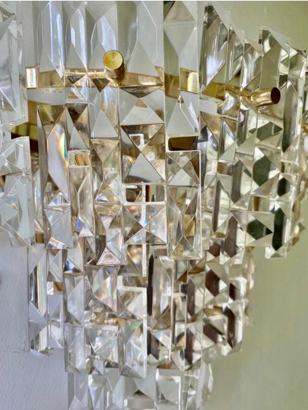 Mid-Century Modern Kinkeldey Pair Wall Lighting Glass Cut with Brass Structure, Austria, 1970 For Sale