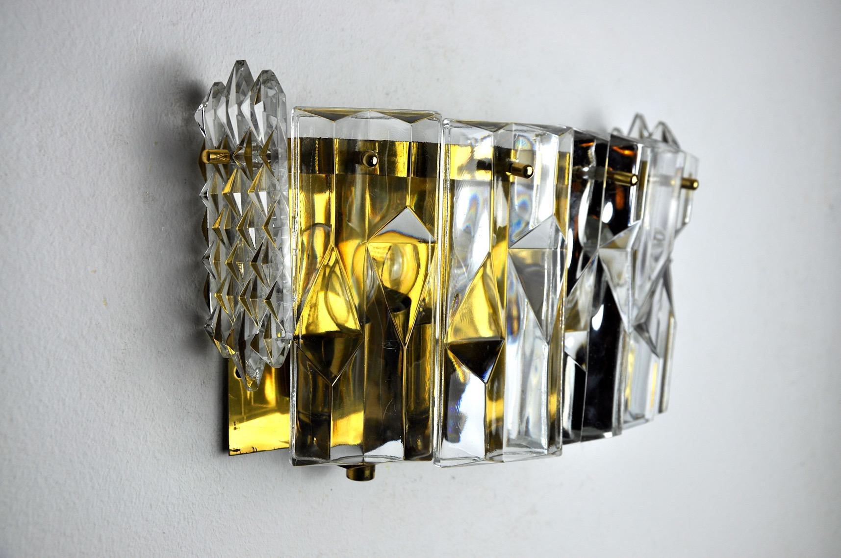 Kinkeldey Wall Lamp, 6 Crystals, Germany, 1970 In Good Condition For Sale In BARCELONA, ES