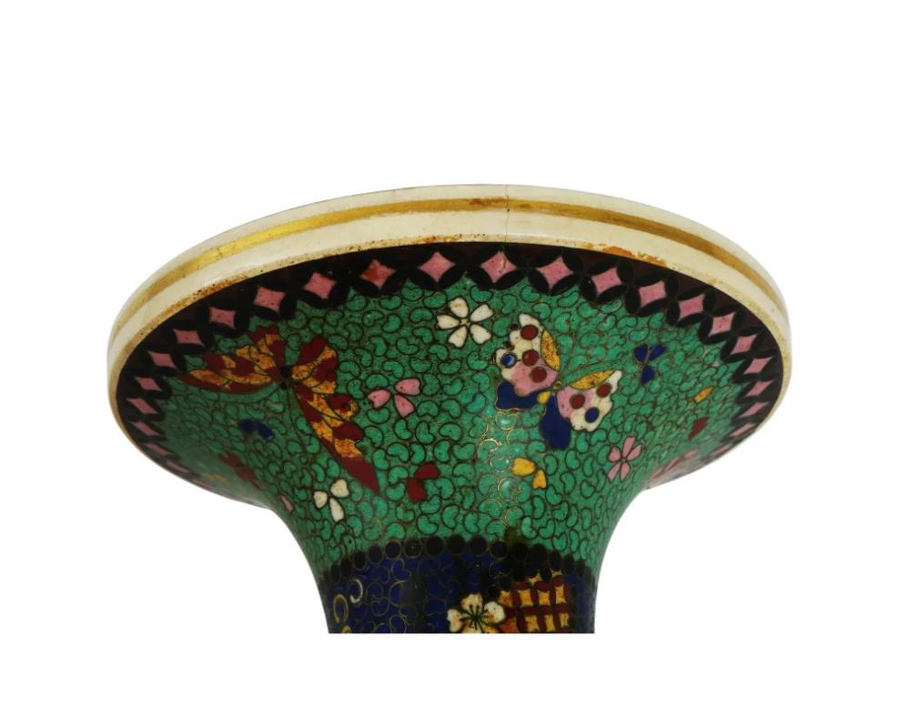Vasi firmati Kinkozan Japanese Cloisonne Enamel Totai Scholars Satsuma in vendita 2