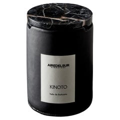 Vela perfumada KINOTO, cerámica pintada a mano y piedra de ónice natural