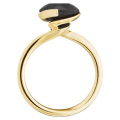 KINRADEN PETAL Ring in 18K Gold with Mpingo Blackwood from Tanzania, Size 7 / 54