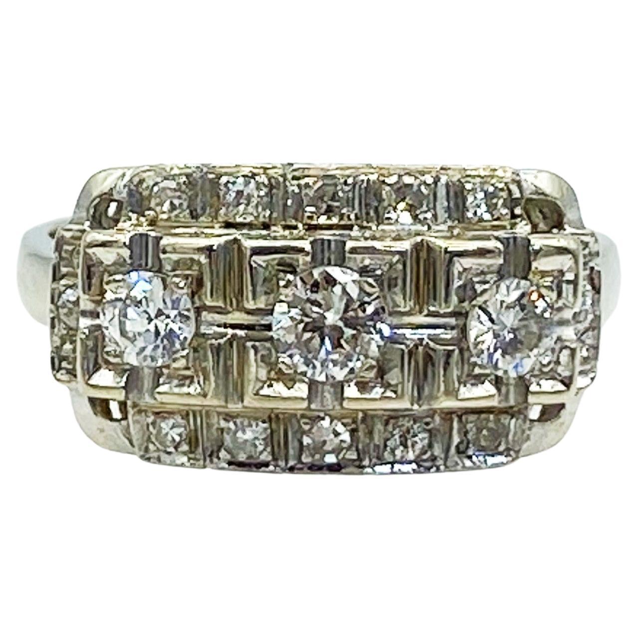 Taille ronde Kinsley-Kovsky, bague de fiançailles vintage en or blanc et diamants style art déco, années 1930 en vente
