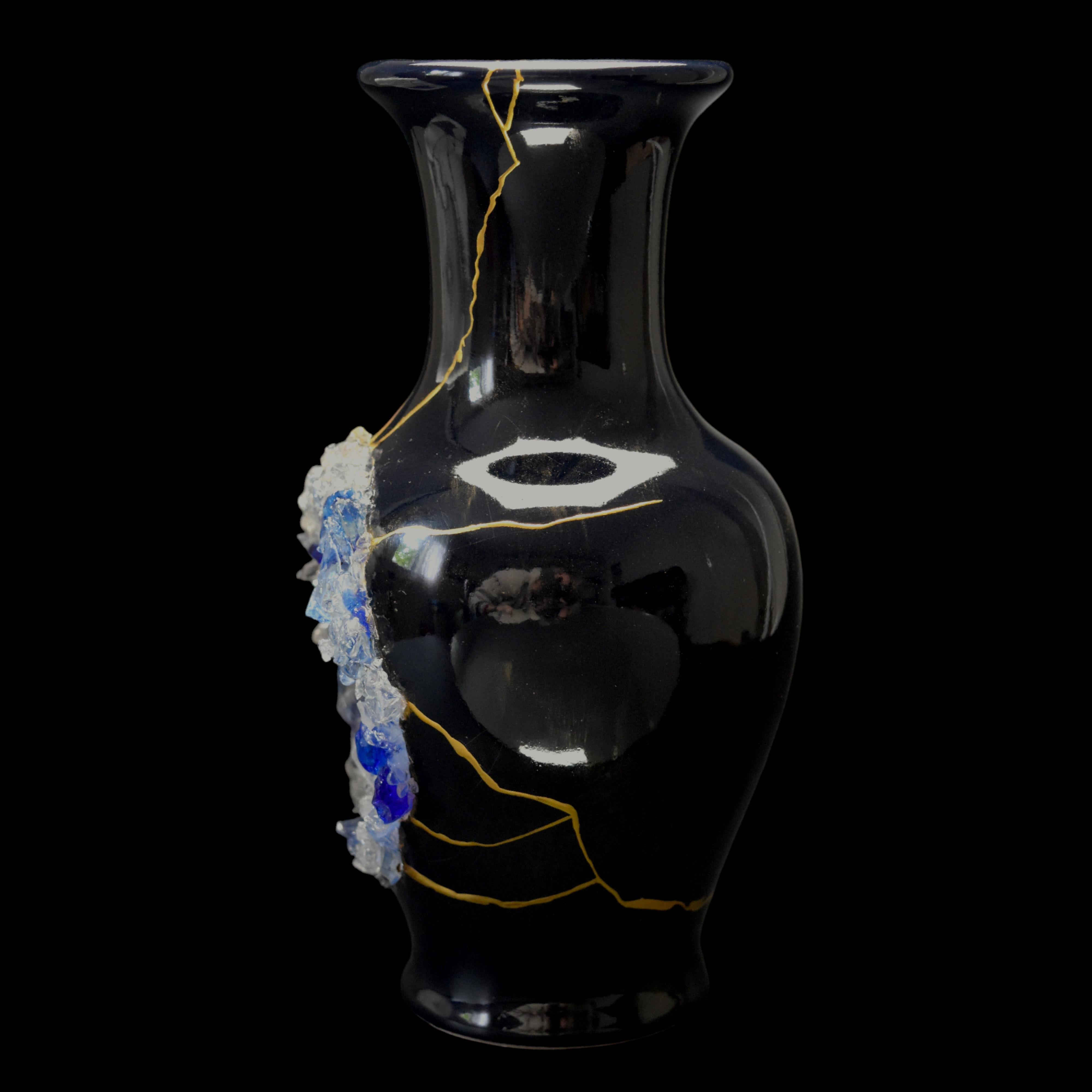 Francese Vaso di geodi blu Kintsugi in vendita
