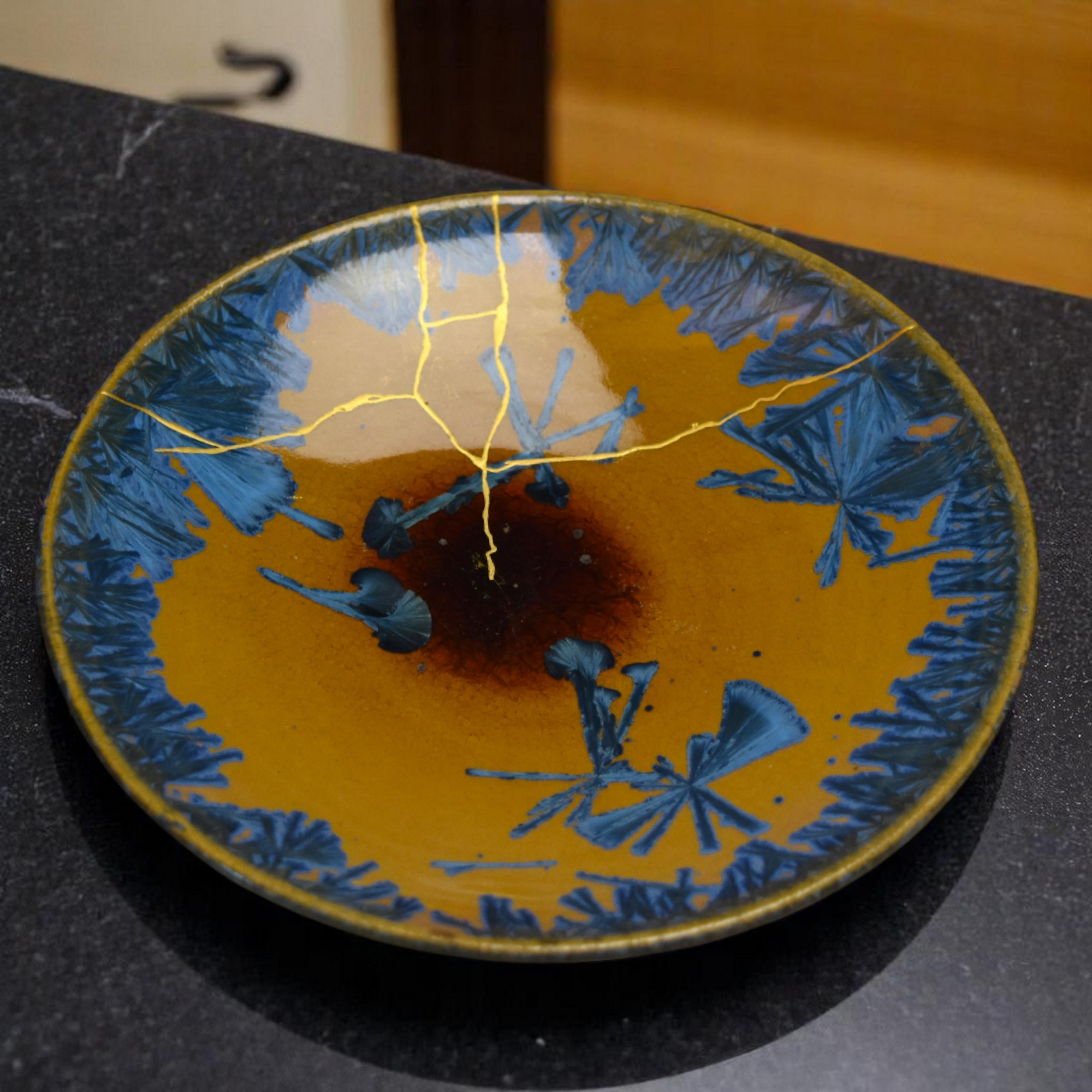 Cuenco Kintsugi turquesa de porcelana cristalizada Japonés en venta