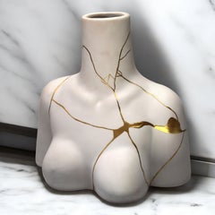 Kintsugi woman buste vase