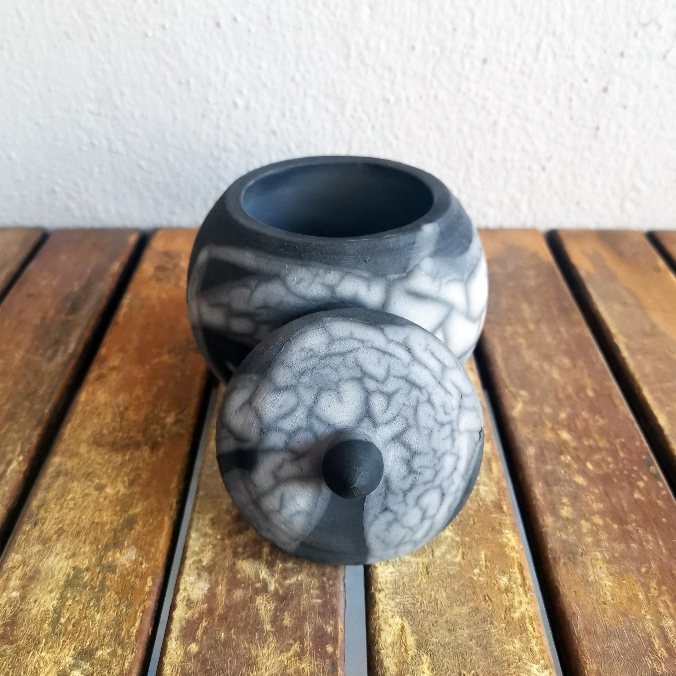 Malaysian Kioku Small Ceramic Urn, Smoked Raku, Ceramic Raku Pottery For Sale