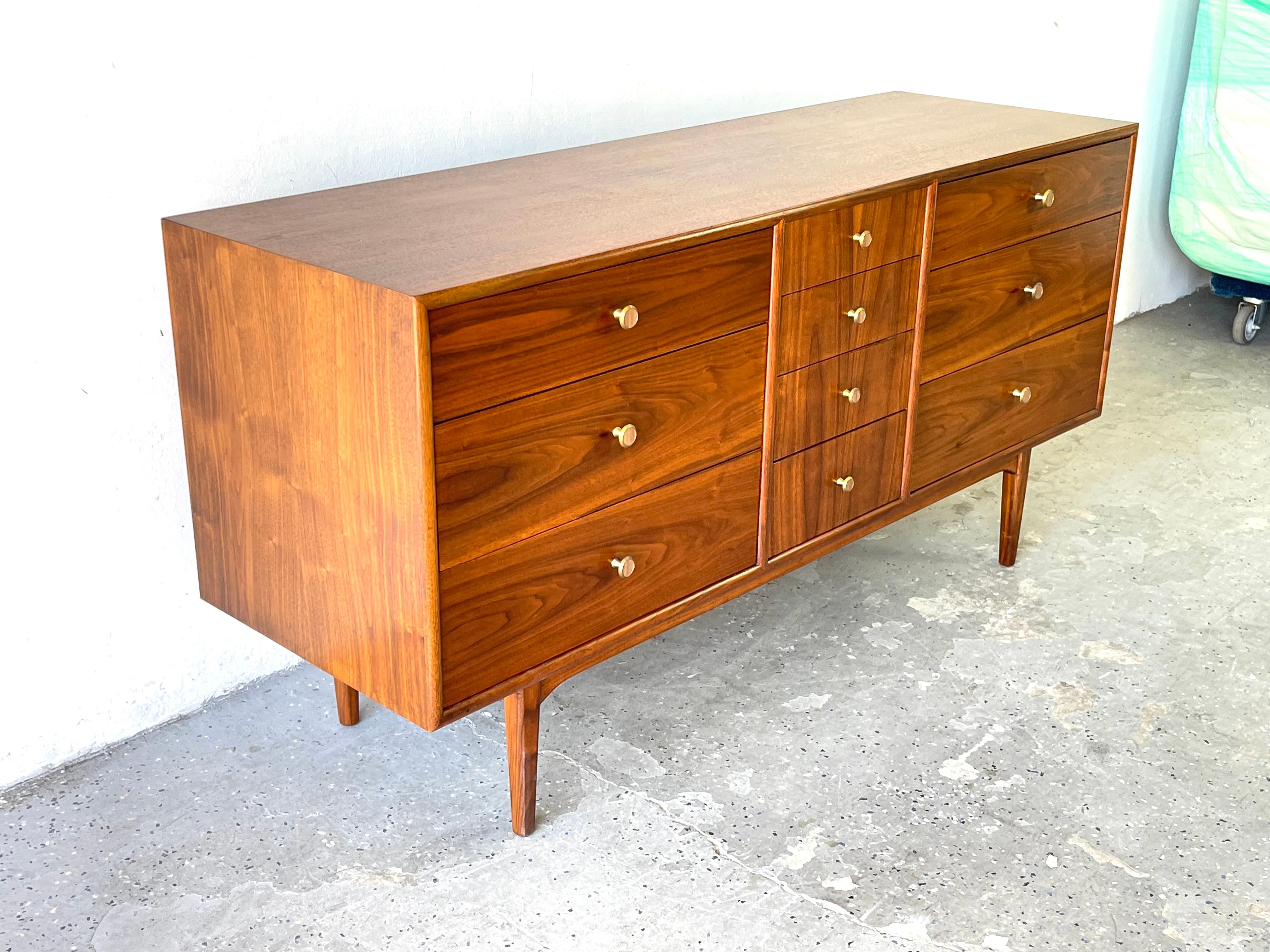 Kipp Stewart  Drexel  Mid Century Modern  Walnut 10 drawer dresser 2