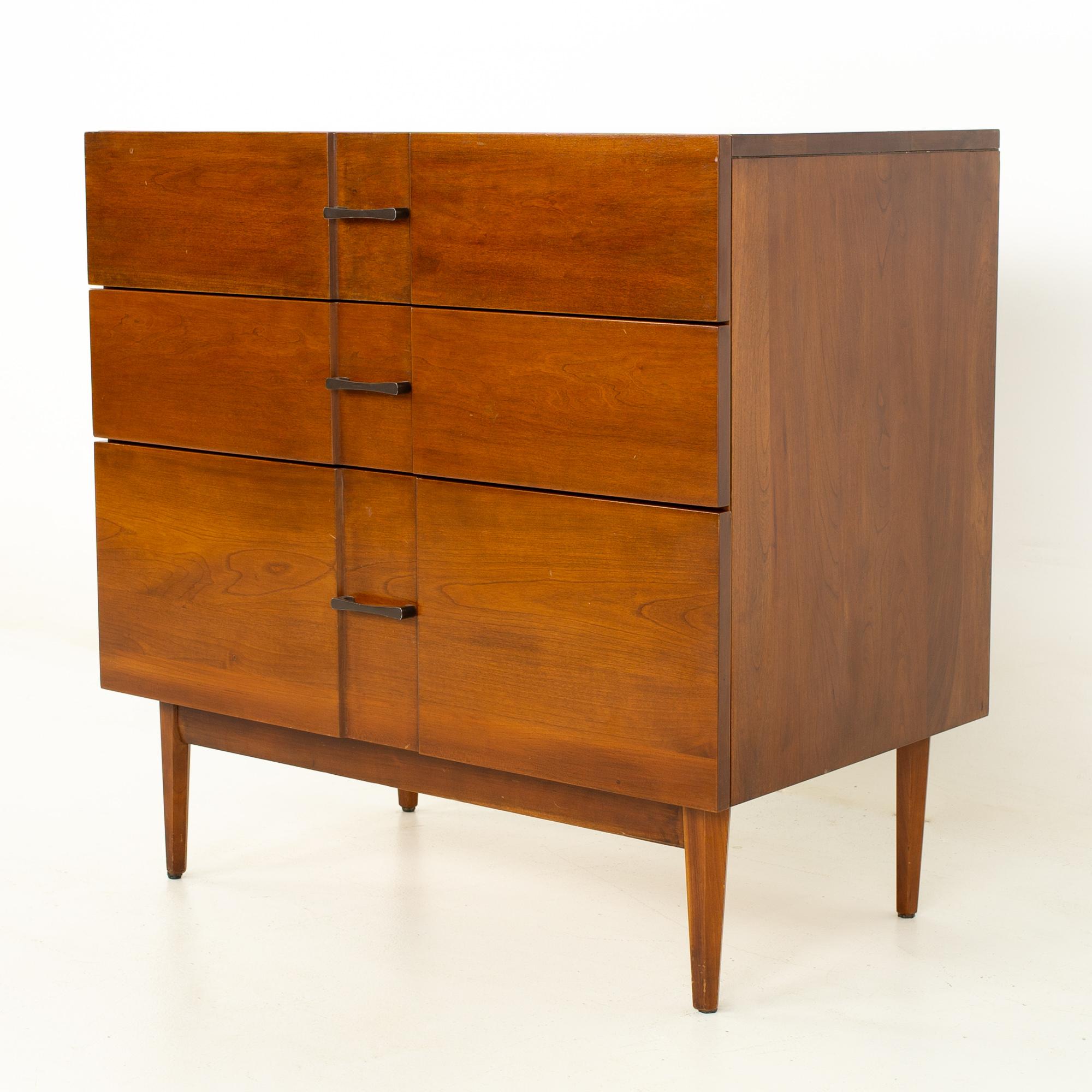 Kipp Stewart for American Design Foundation Group mid century 3 drawer dresser chest
This dresser measures: 30 wide x 18 deep x 30 inches high

All pieces of furniture can be had in what we call restored vintage condition. That means the piece is