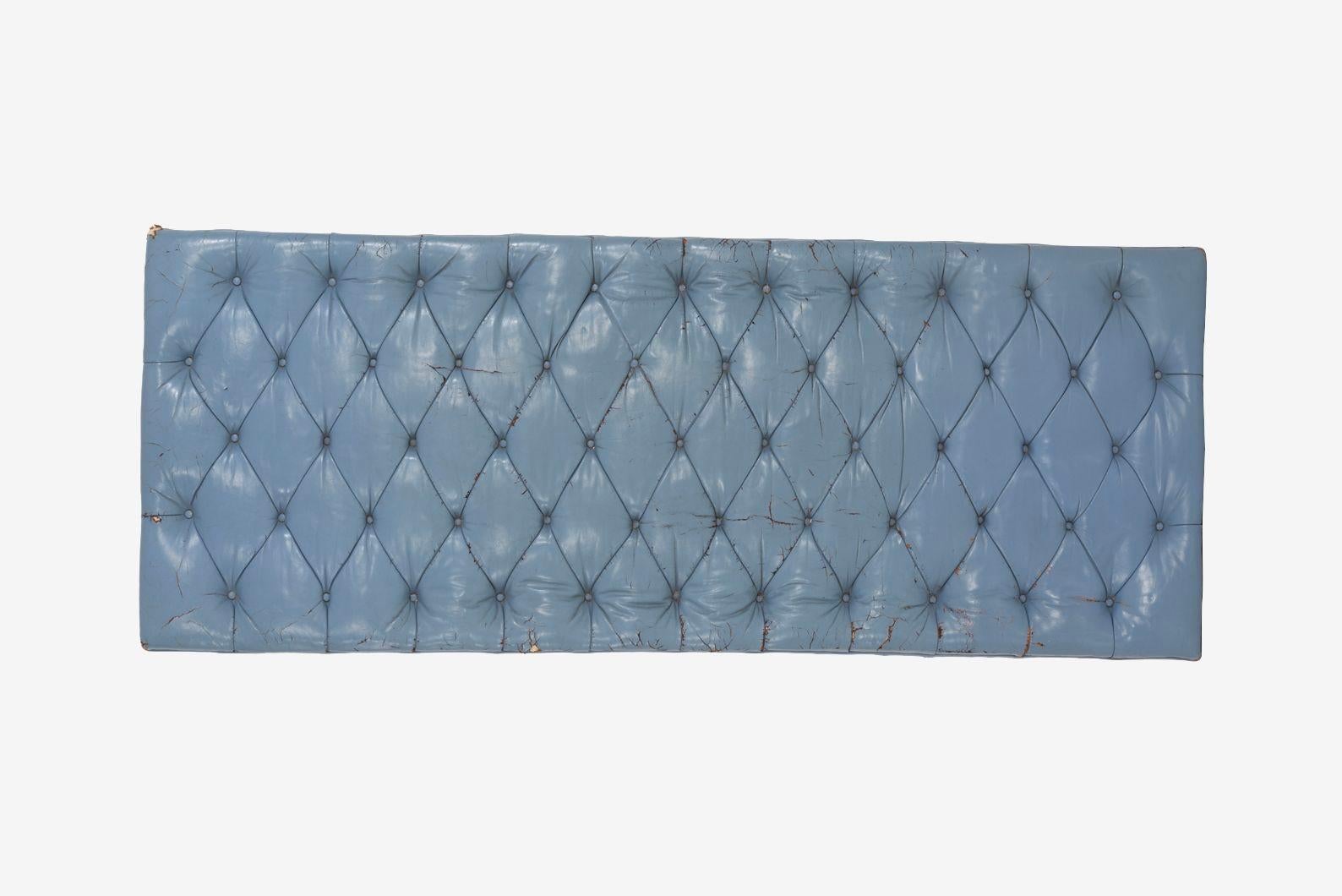 Kipp Stewart for Calvin Furniture Blue Leather Diamond Tufted Daybed 1960 For Sale 5