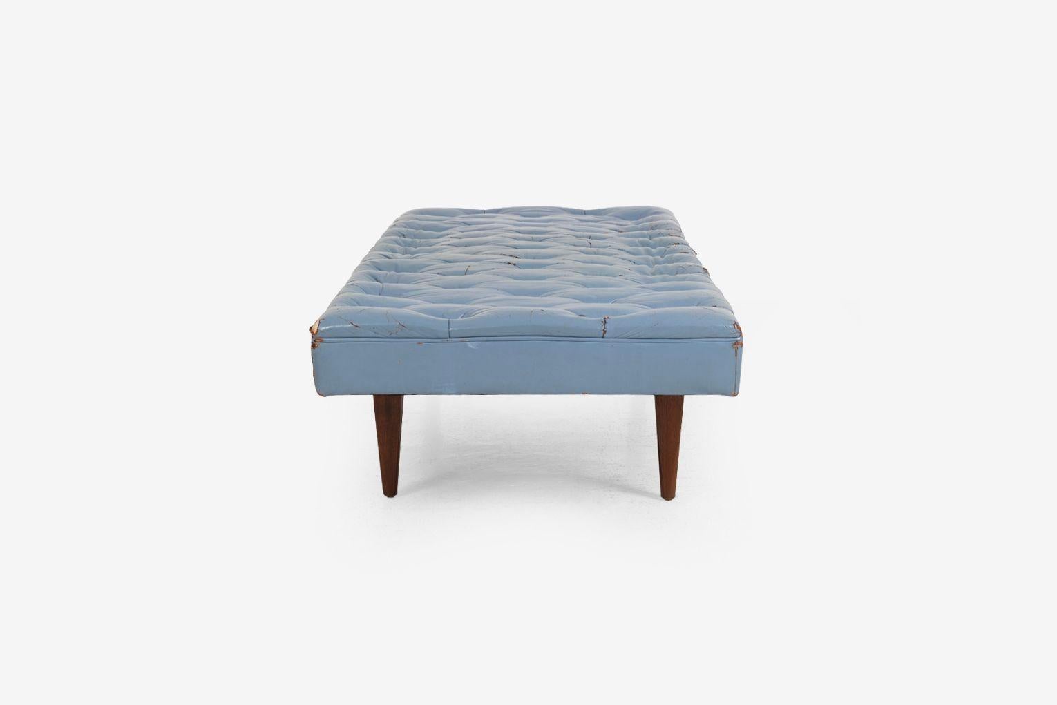 Kipp Stewart for Calvin Furniture Blue Leather Diamond Tufted Daybed 1960 For Sale 4