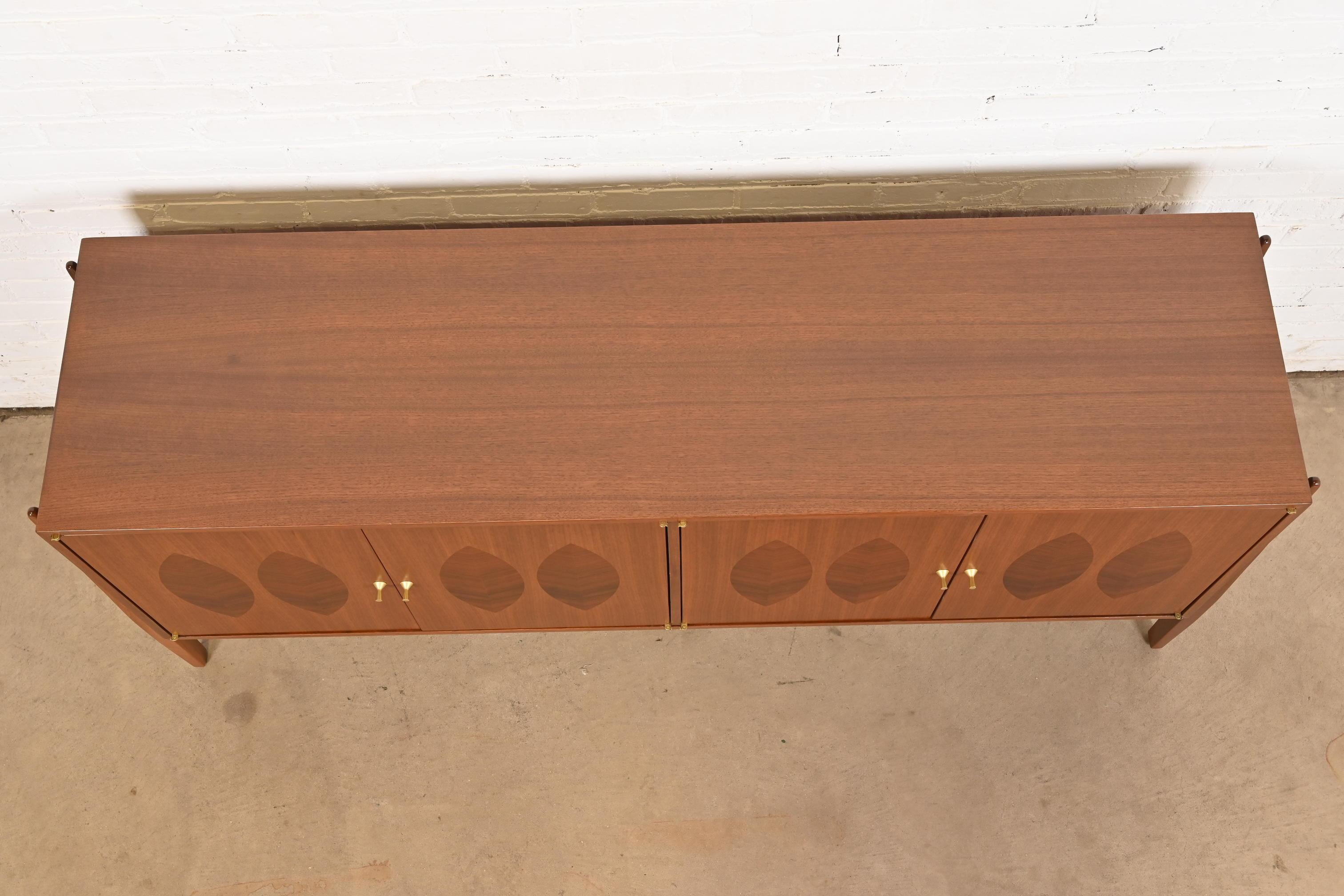 Kipp Stewart for Calvin Furniture Mid-Century Sideboard Credenza, Refinished For Sale 3