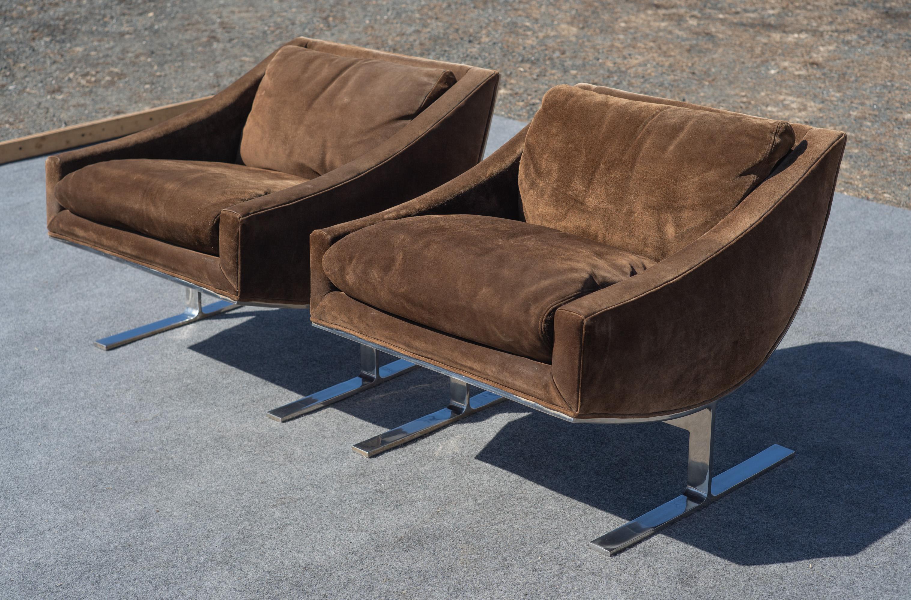 Américain Kipp Stewart pour les chaises longues 'Arc' de Directional en daim Brown et acier chromé en vente