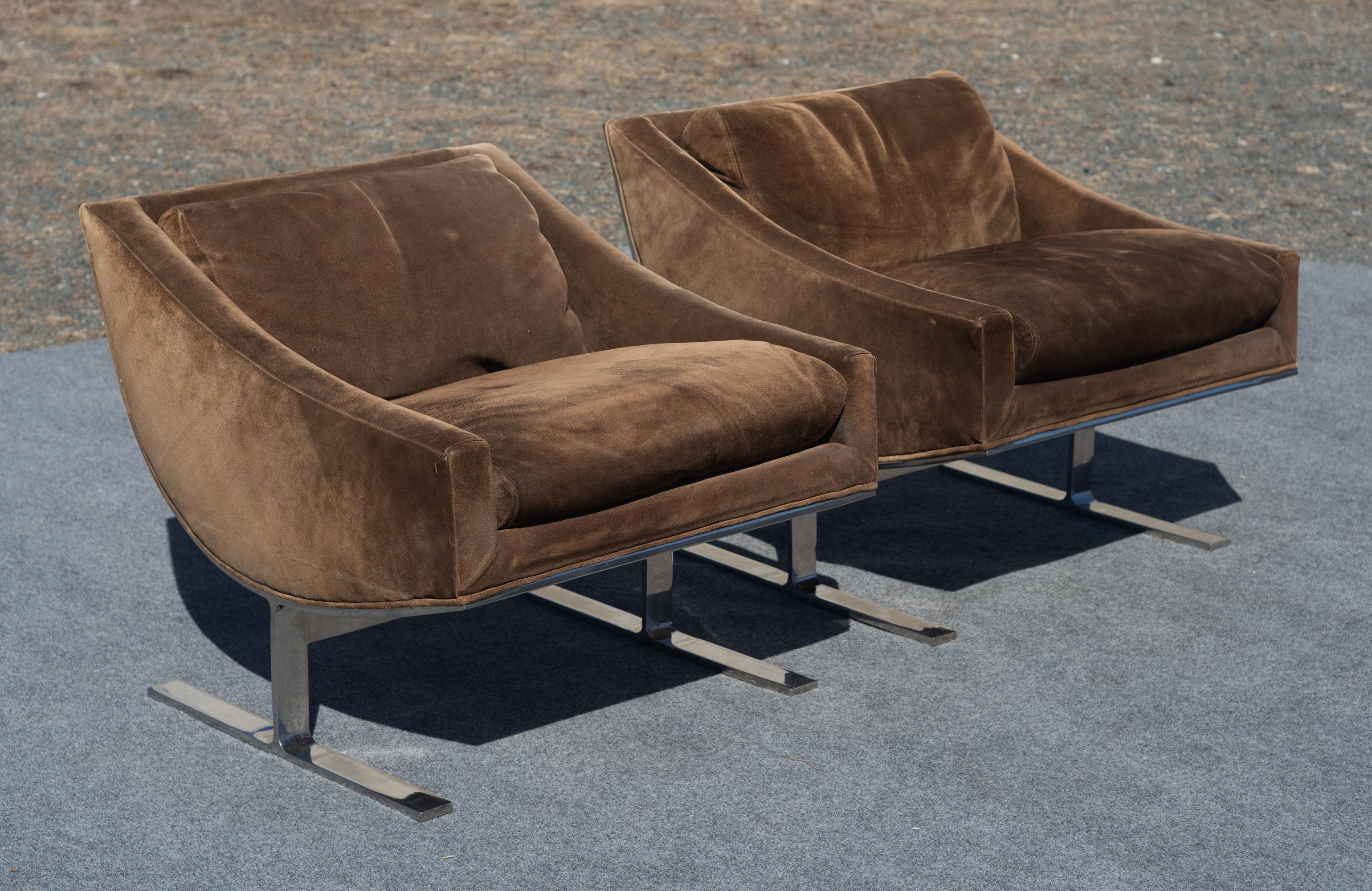 Plaqué Kipp Stewart pour les chaises longues 'Arc' de Directional en daim Brown et acier chromé en vente
