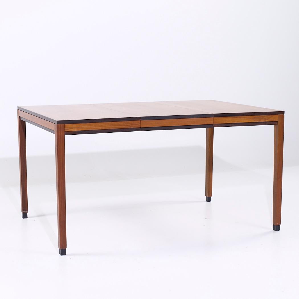Kipp Stewart for Directional Style Walnut Parsons Expanding Table with 4 Leaves For Sale 4