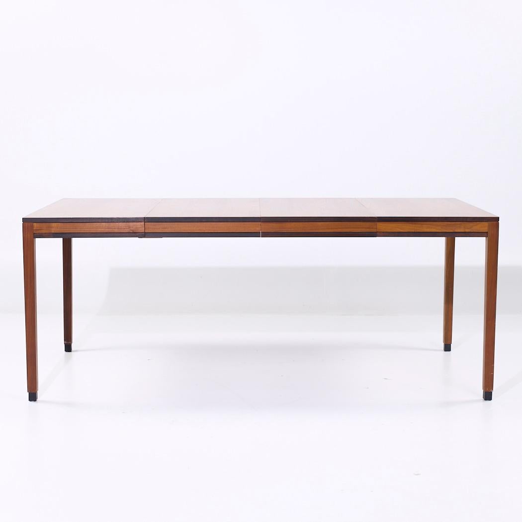 Kipp Stewart for Directional Style Walnut Parsons Expanding Table with 4 Leaves For Sale 8