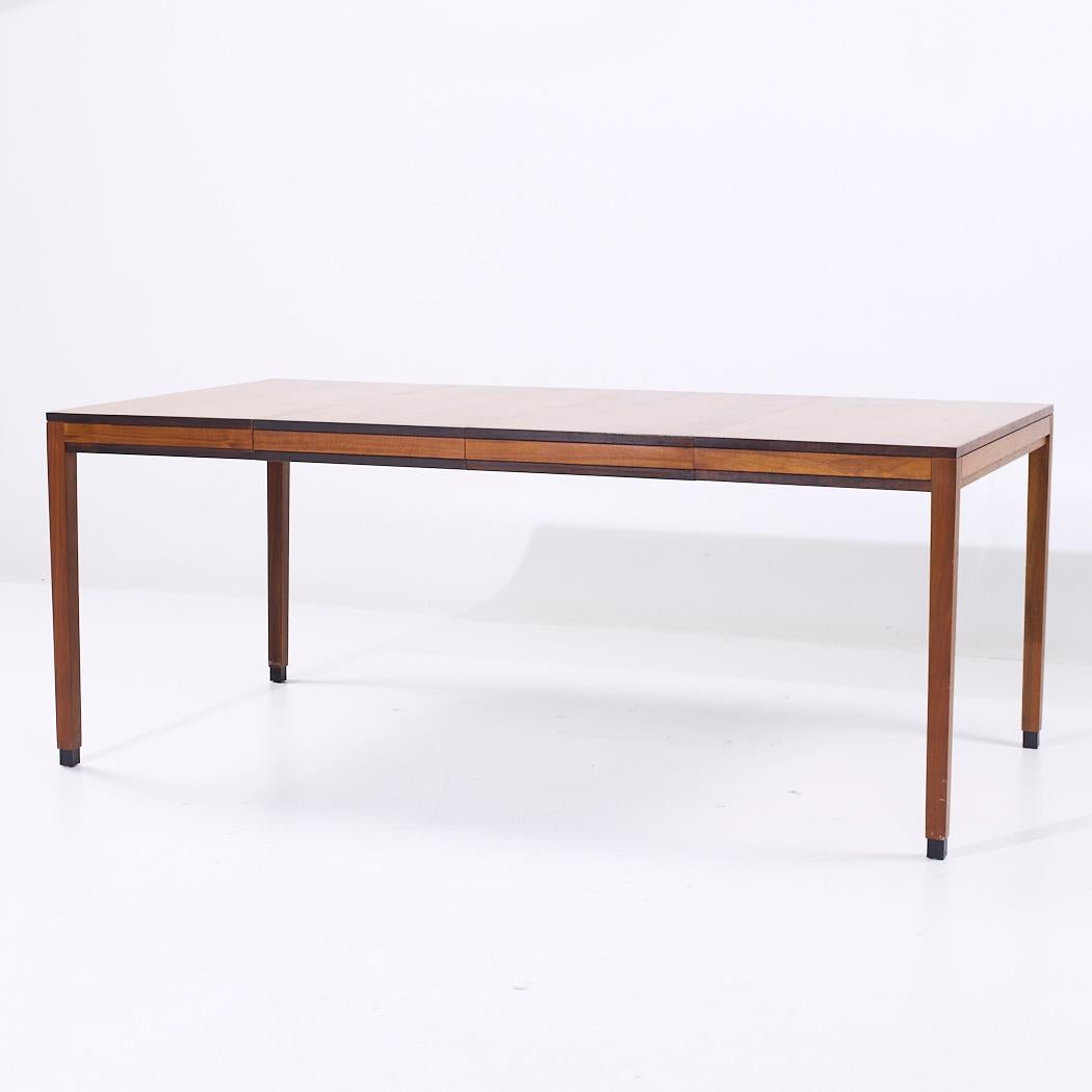 Kipp Stewart for Directional Style Walnut Parsons Expanding Table with 4 Leaves For Sale 9