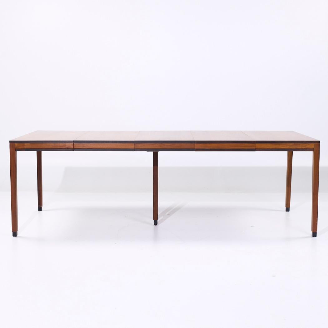 Kipp Stewart for Directional Style Walnut Parsons Expanding Table with 4 Leaves For Sale 11
