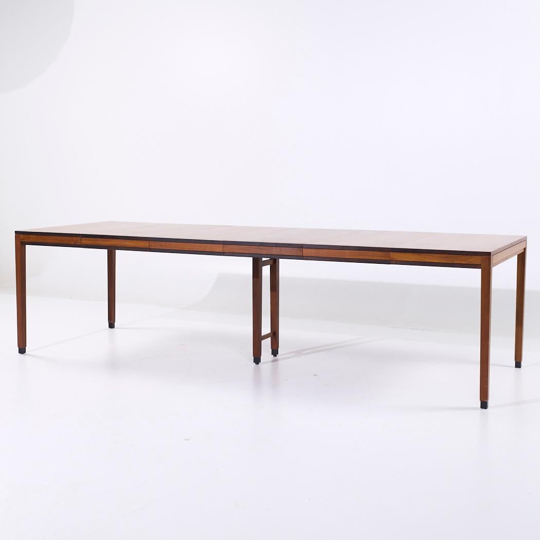 Mid-Century Modern Kipp Stewart for Directional Style Walnut Parsons Expanding Table with 4 Leaves For Sale