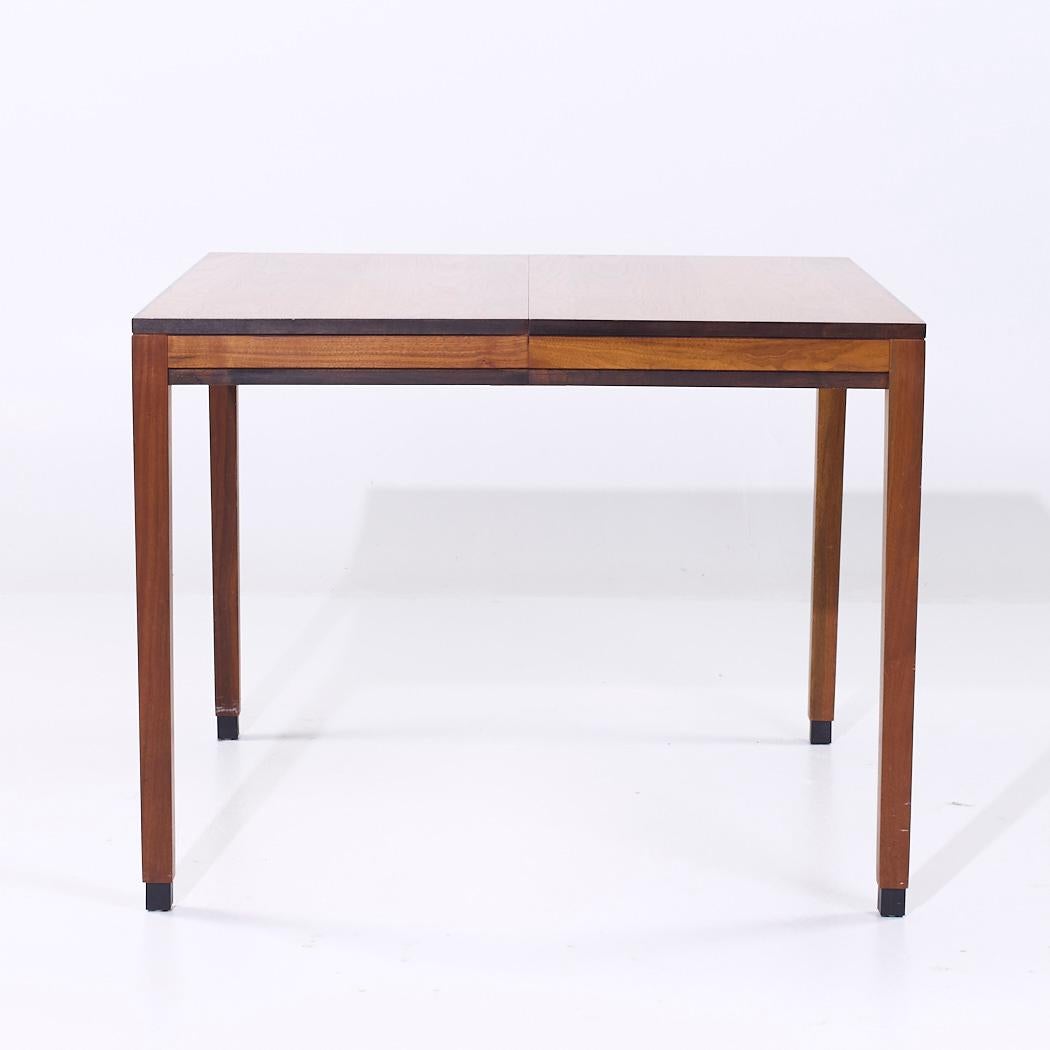 Kipp Stewart for Directional Style Walnut Parsons Expanding Table with 4 Leaves For Sale 1