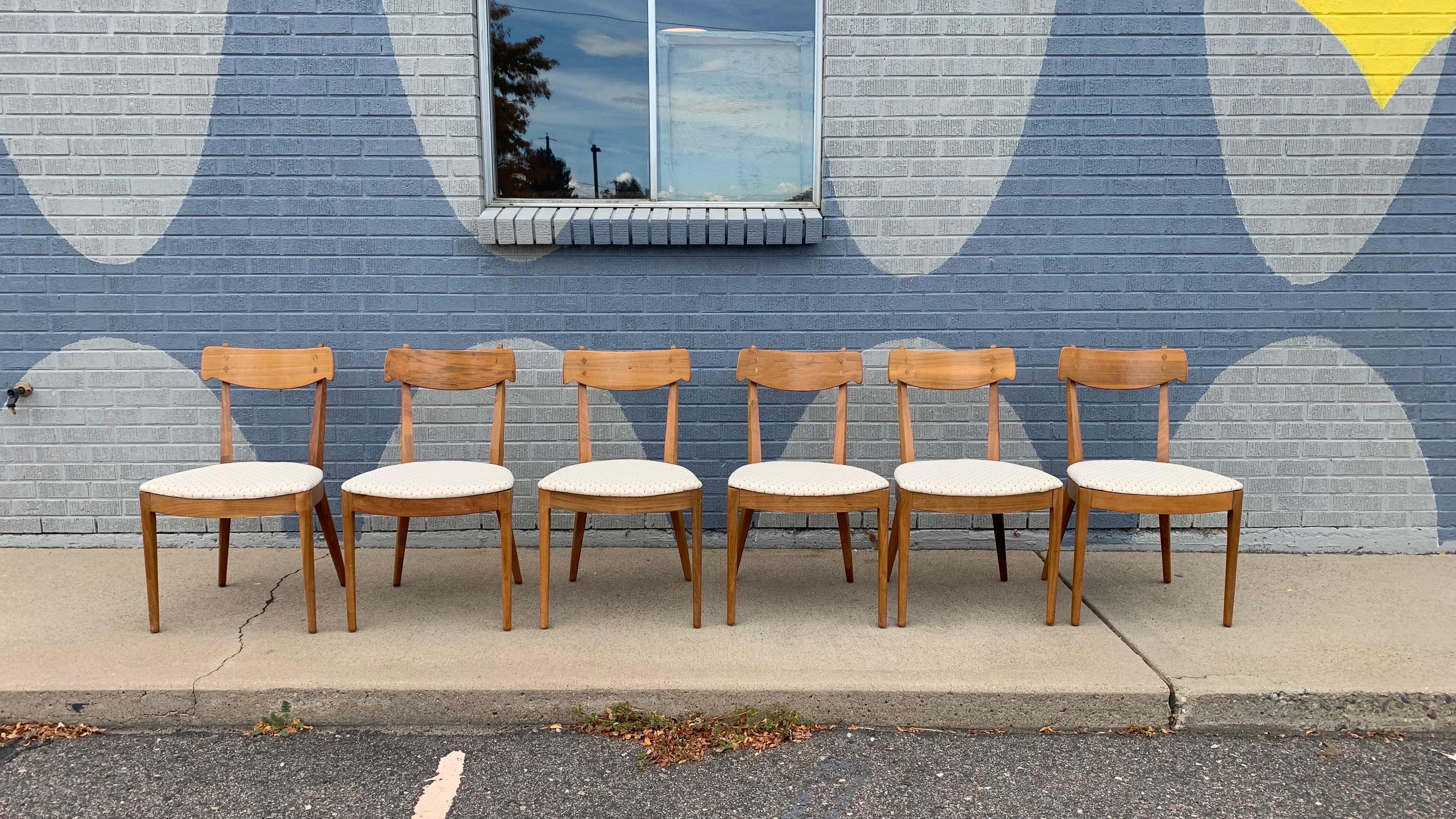 Set of 6 Kipp Stewart for Drexel Declaration Dining Chairs, 1950s

A beautifully matched set of 6 dining chairs designed by Kipp Stewart and Stewart MacDougall for the Drexel Declaration line, produced in the late 1950s. Crafted from solid walnut,