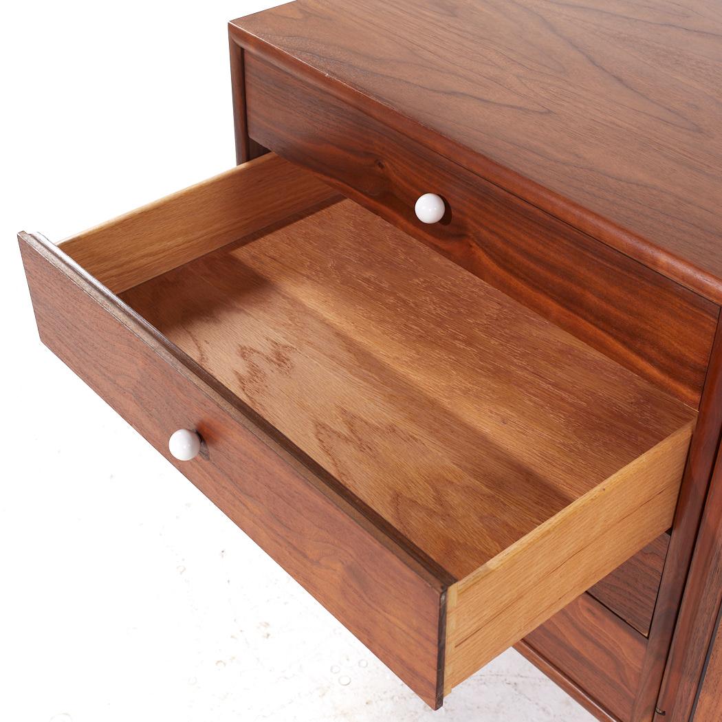 Kipp Stewart per Drexel Declaration Mid Century 11 Drawer Lowboy Dresser in vendita 2