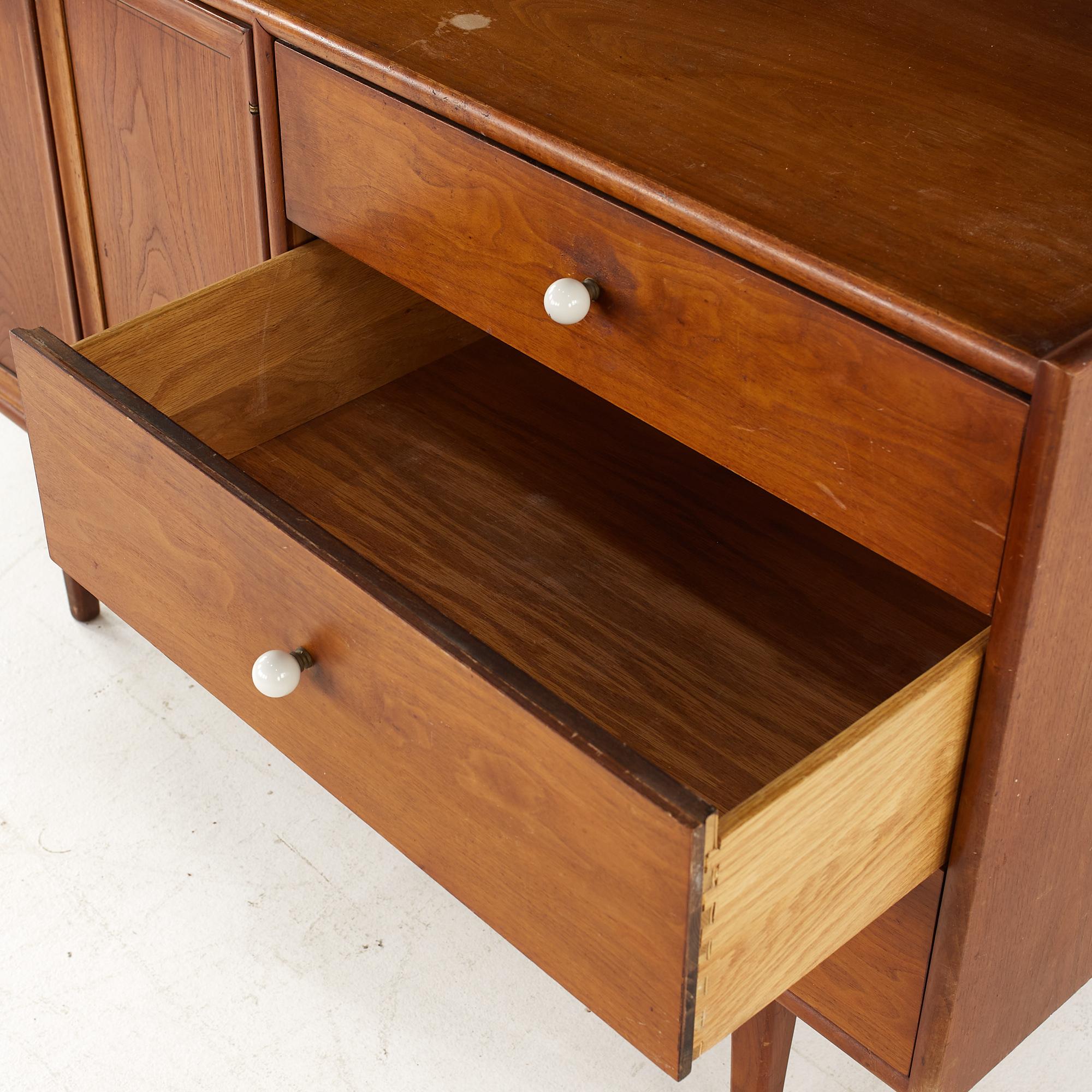 Kipp Stewart for Drexel Declaration Mid Century Walnut Buffet and Hutch For Sale 3