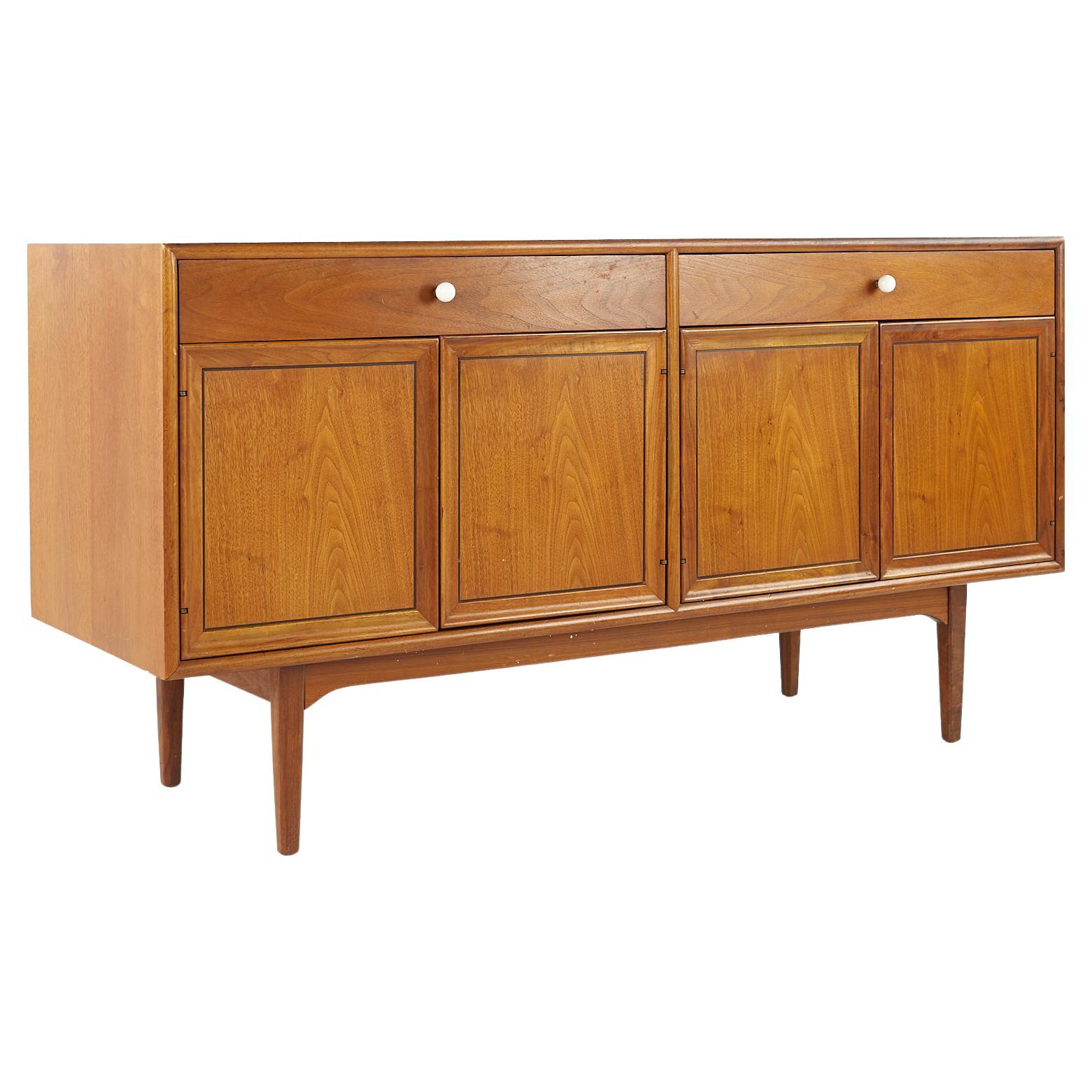 Mid Century Modern Walnut Buffet Credenza at 1stDibs