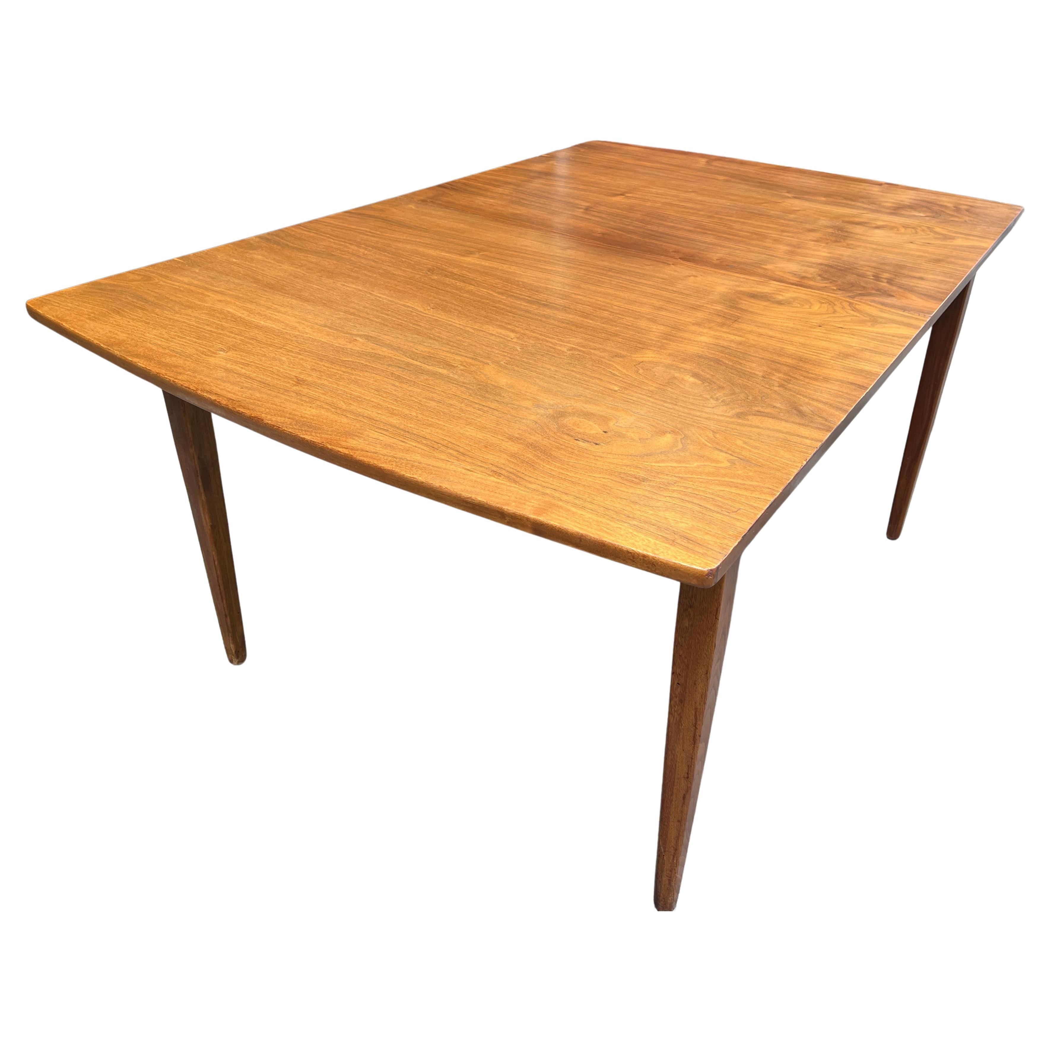 Kipp Stewart for Drexel Declaration Mid Century Walnut Dining Table. Original vintage condition with alight wear and finish. well cared for and ready for use. 
No extensions leaves.

knee hole 26.5.