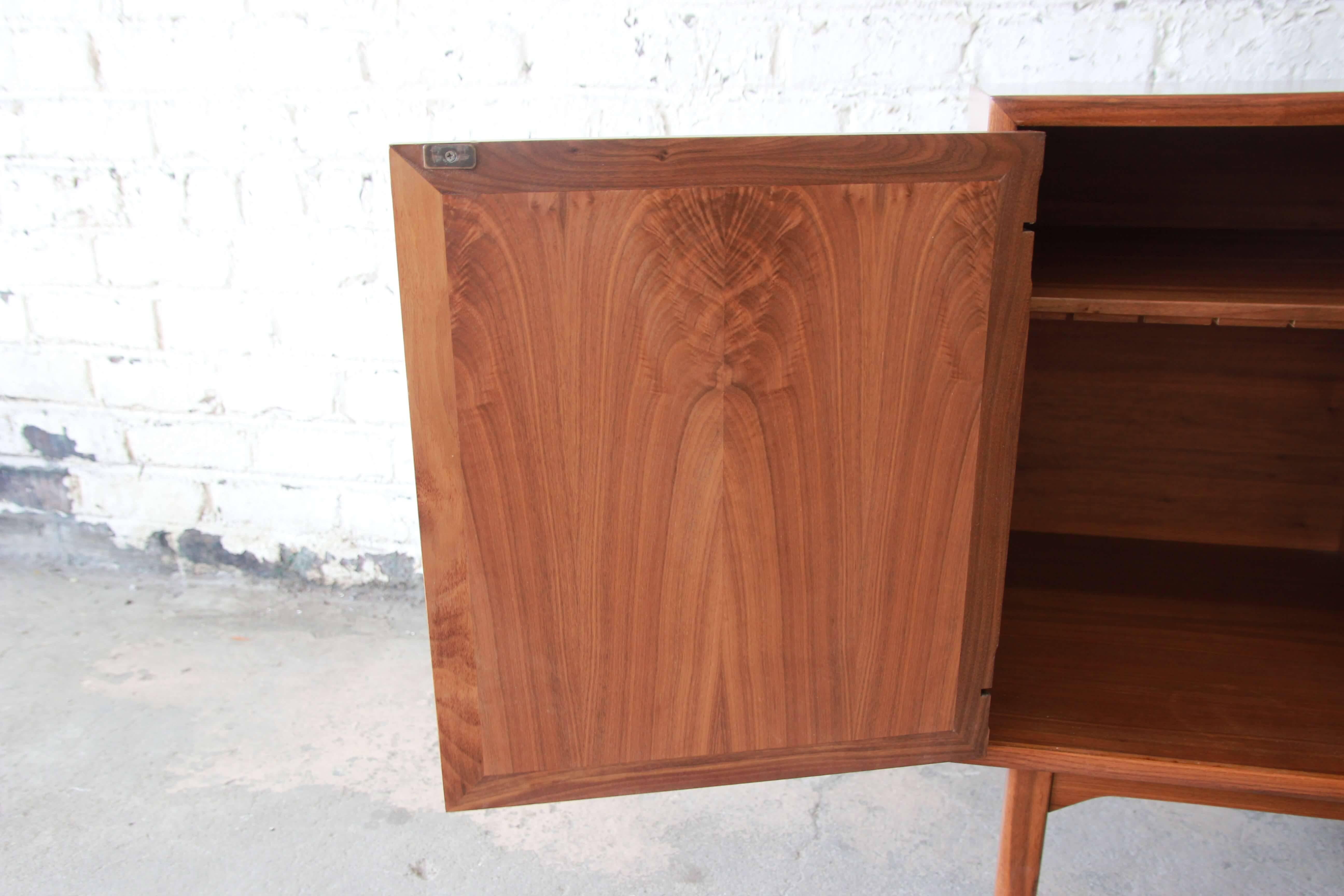 Kipp Stewart for Drexel Declaration Midcentury Walnut Record Cabinet In Good Condition In South Bend, IN