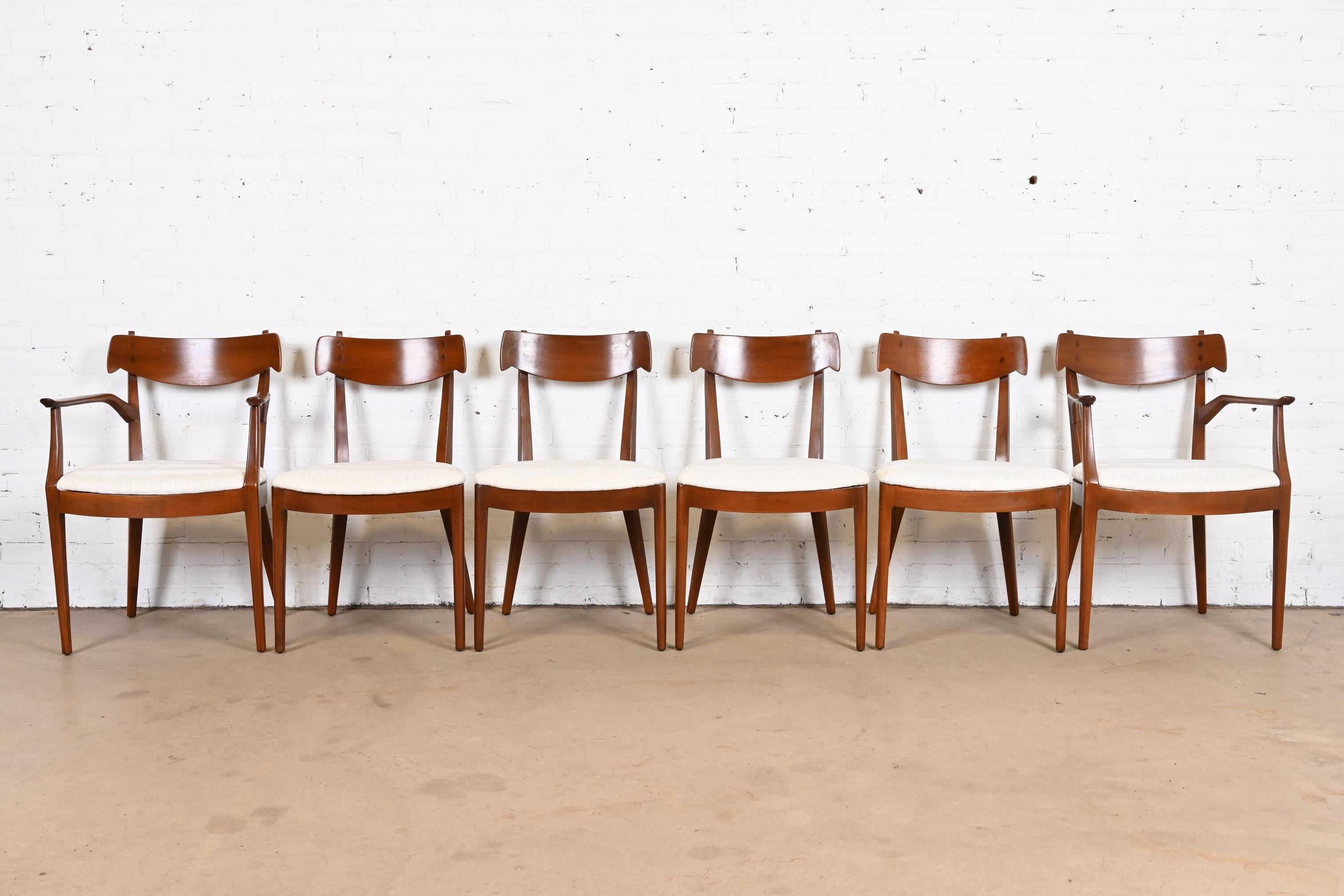 A gorgeous set of six Mid-Century Modern dining chairs

By Kipp Stewart for Drexel, 