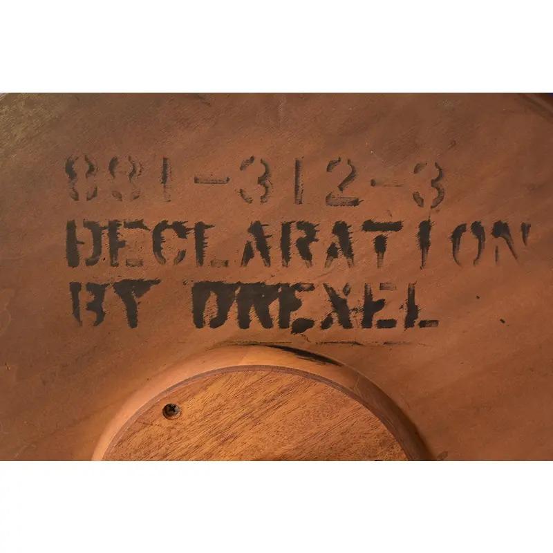 Table d'appoint à piédestal en noyer Kipp Stewart pour Drexel Declaration, vers 1960 en vente 1