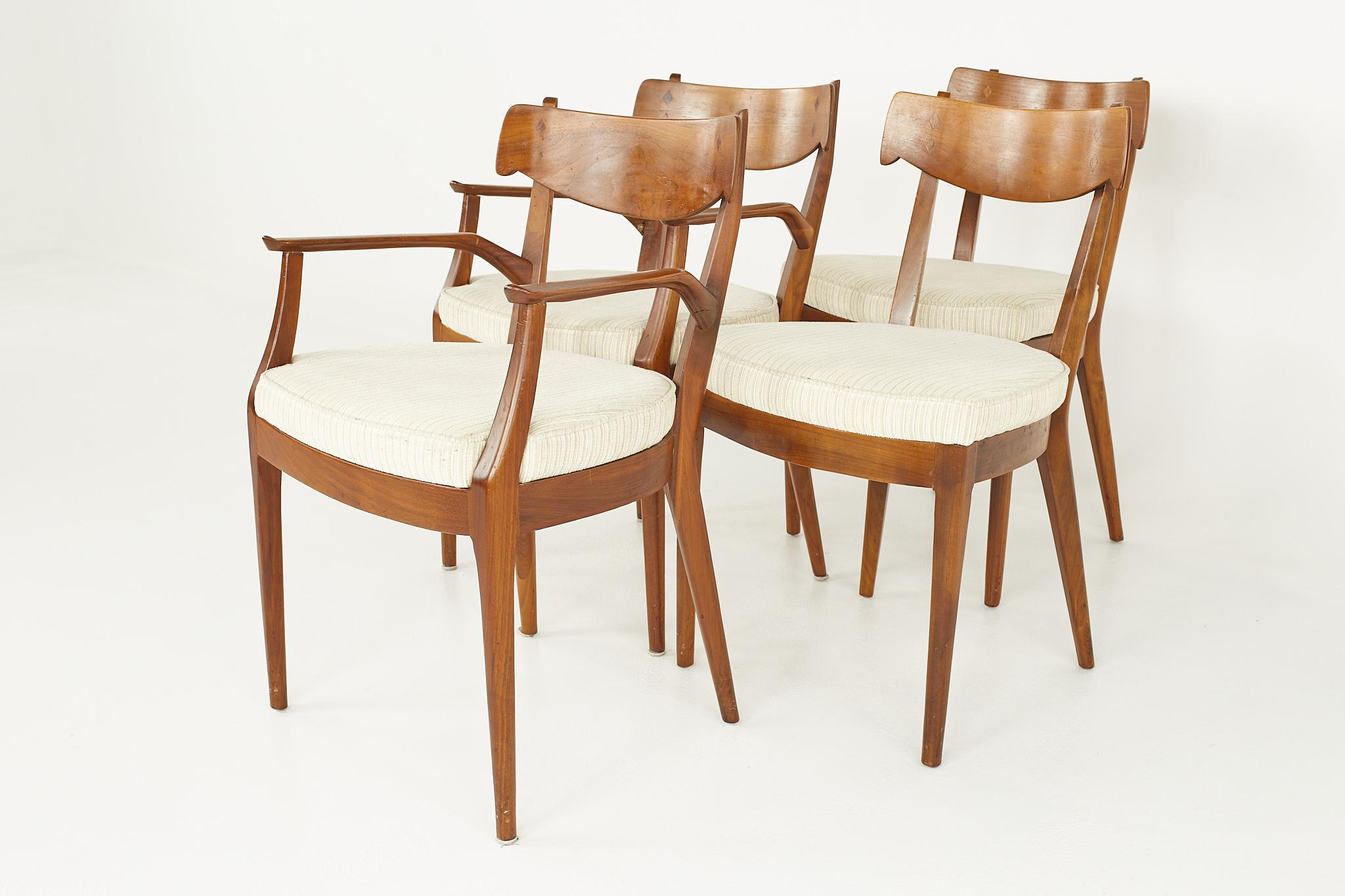 Kipp Stewart for Drexel Mid Century Walnut Dining Chairs - Set of 6 In Good Condition In Countryside, IL