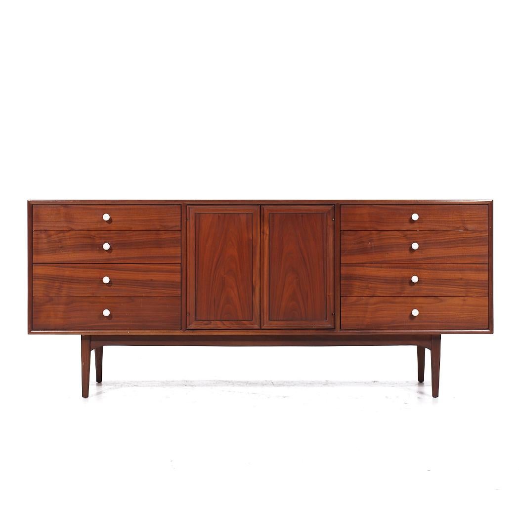 Kipp Stewart for Drexel Mid Century Walnut Lowboy Dresser

This lowboy measures: 72.25 wide x 20 deep x 31 inches high

All pieces of furniture can be had in what we call restored vintage condition. That means the piece is restored upon purchase so