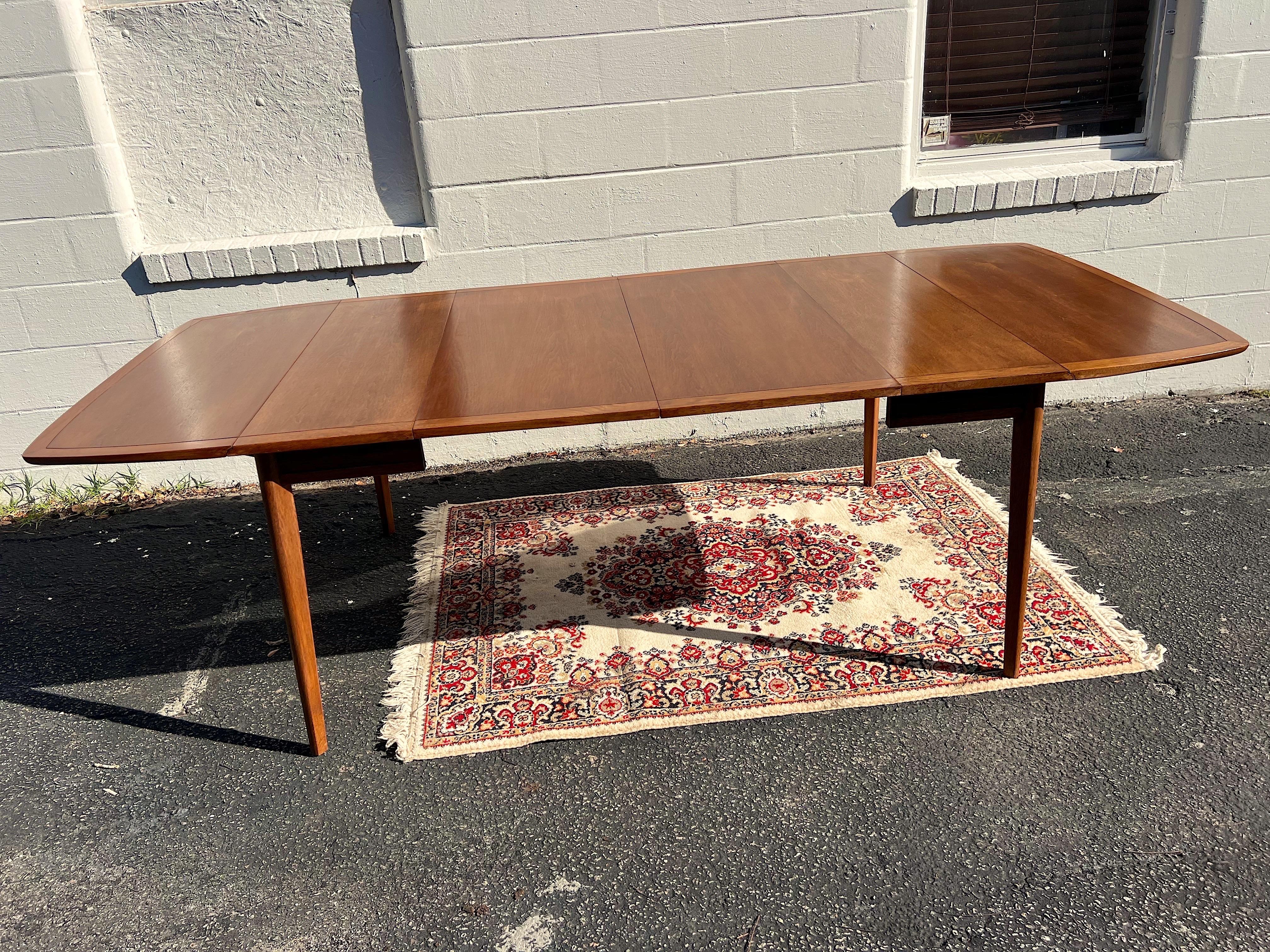 American Kipp Stewart for Drexel Walnut Dining Table with 4 Leaves