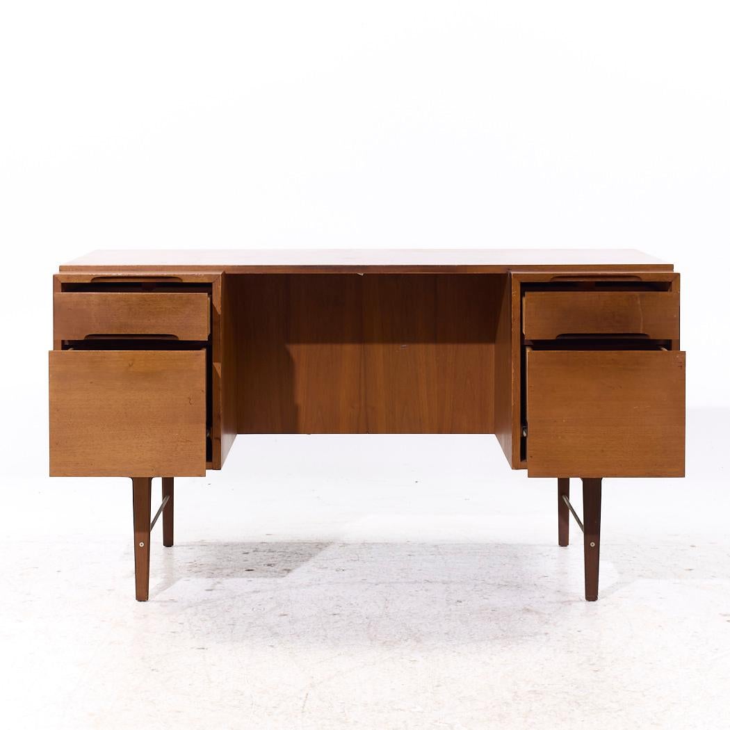 Bureau du milieu du siècle dernier de Kipp Stewart pour Glenn of California en vente 1