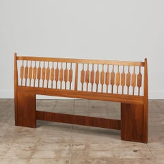 Testiera Kipp Stewart King Size in legno di noce per Drexel Declaration