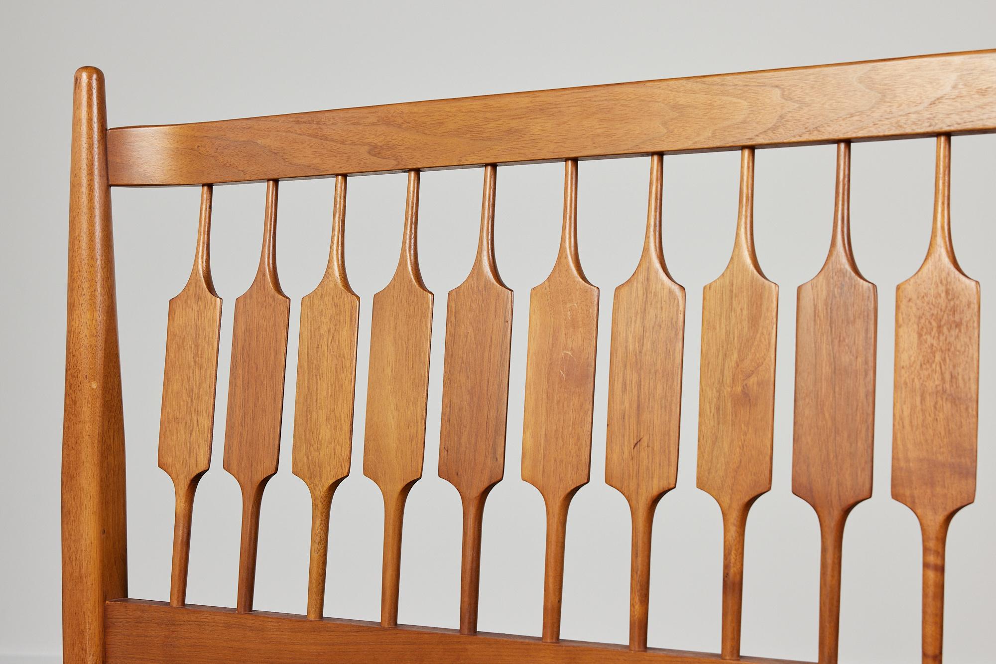 Kipp Stewart King Size Walnut Headboard for Drexel Declaration In Good Condition In Los Angeles, CA