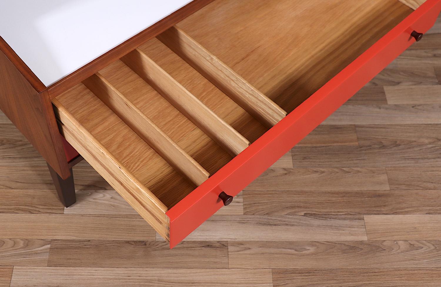 Kipp Stewart Lacquered & Walnut Bookshelf for Glenn of CA 8