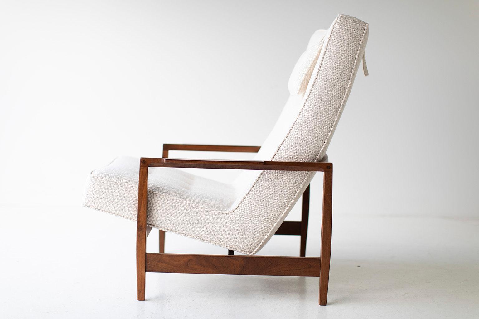 Designer: Kipp Stewart

Manufacturer: Directional Furniture
Period/Model: Mid-Century Modern
Specs: Walnut or rosewood, thick weave blend

condition: 

This Kipp Stewart lounge chair and ottoman for Directional Furniture is in excellent