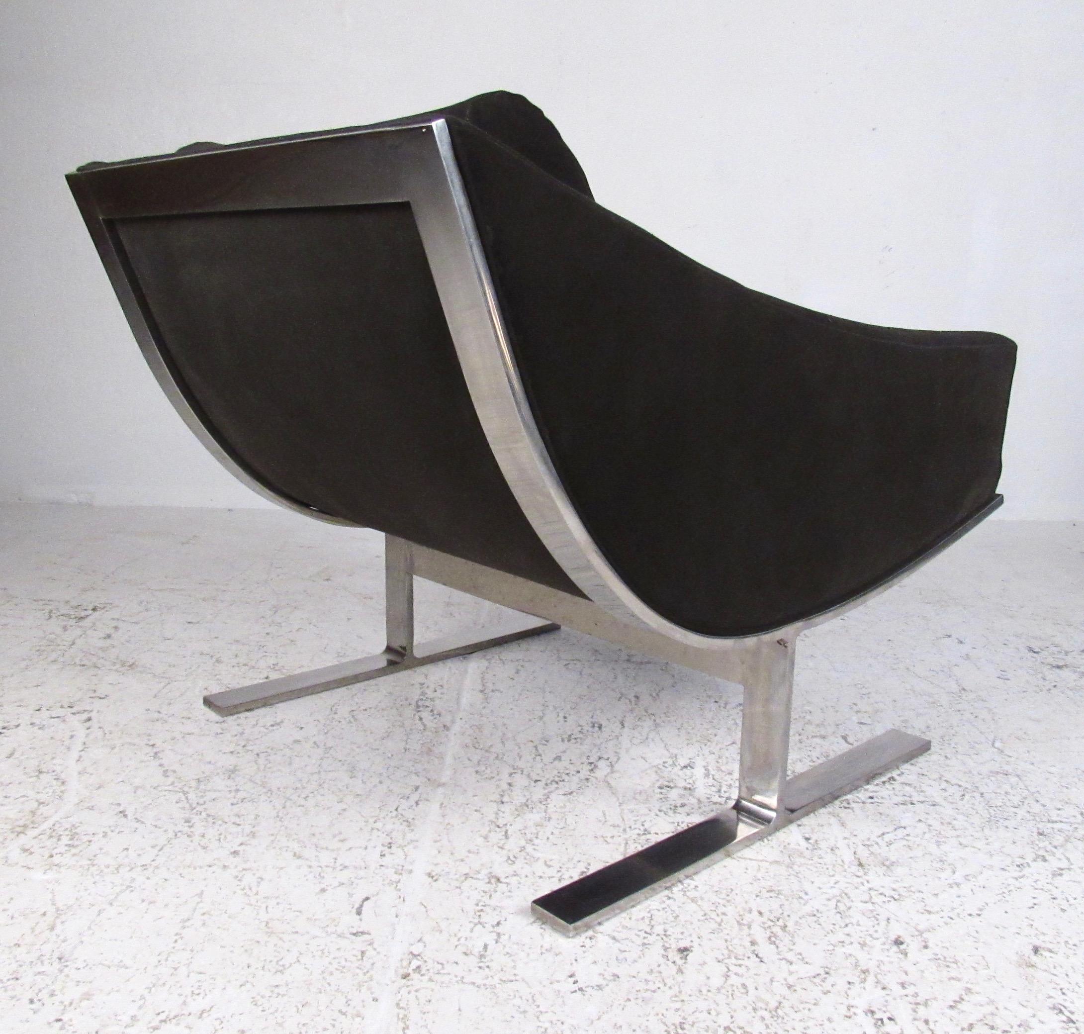 Kipp Stewart Modern Lounge Chairs by Directional For Sale 2